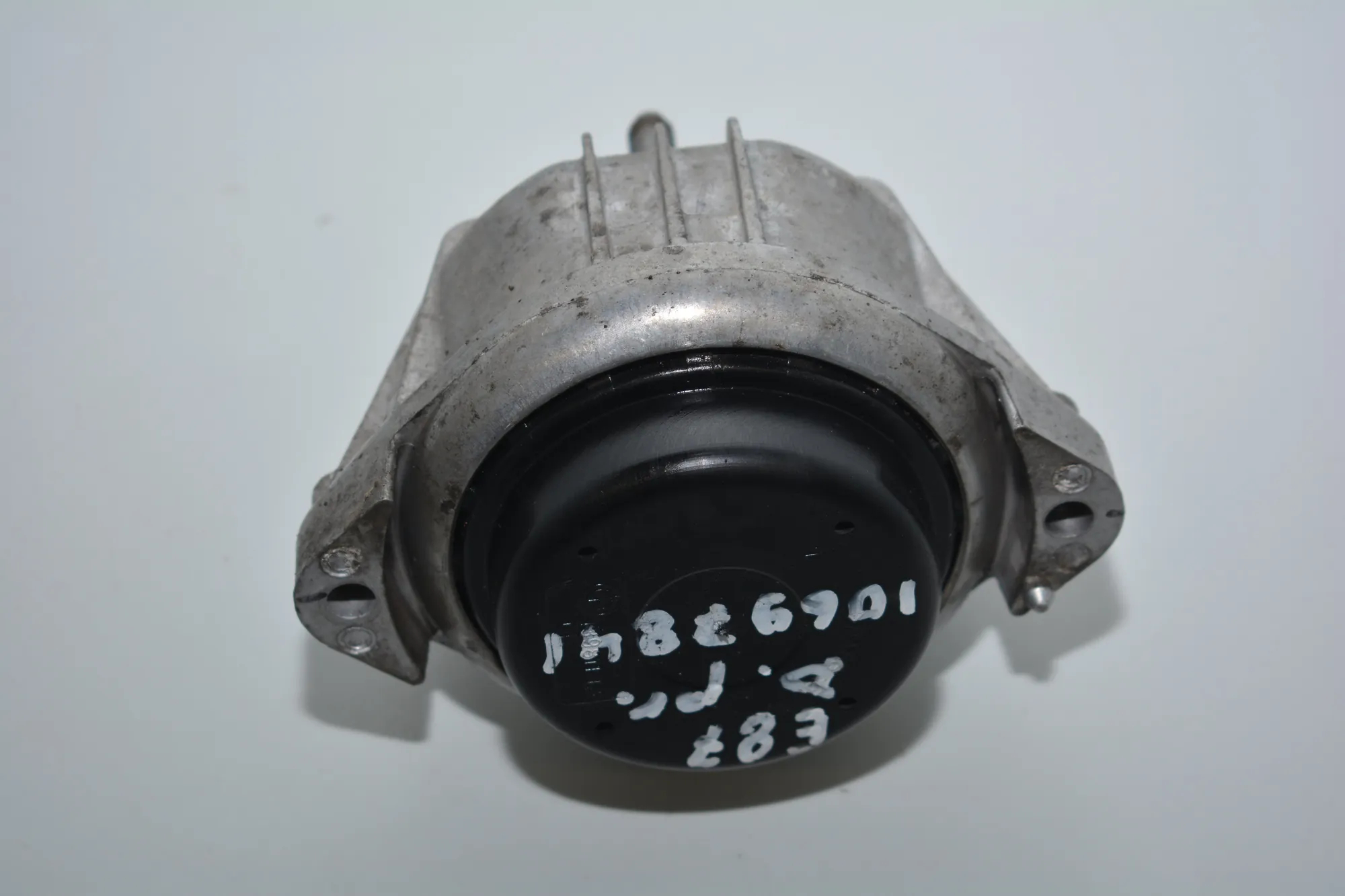 Right Side Engine Mount · BMW 1 (E87) 118 d 2008