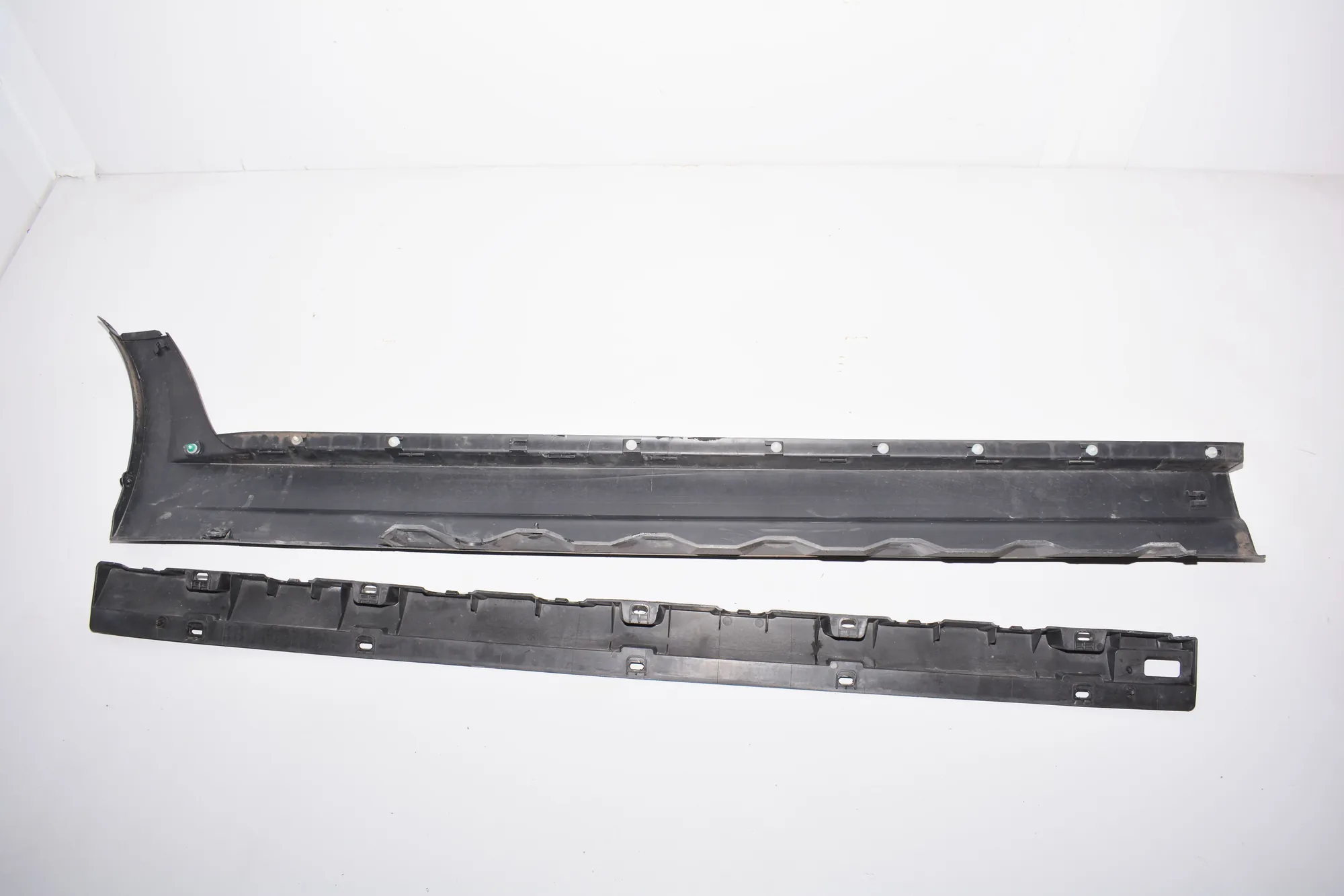 Left Side Plastic Sideskirt Cover – OEM 3330869 · BMW X3 (E83) 2.0 d 2005 – 2