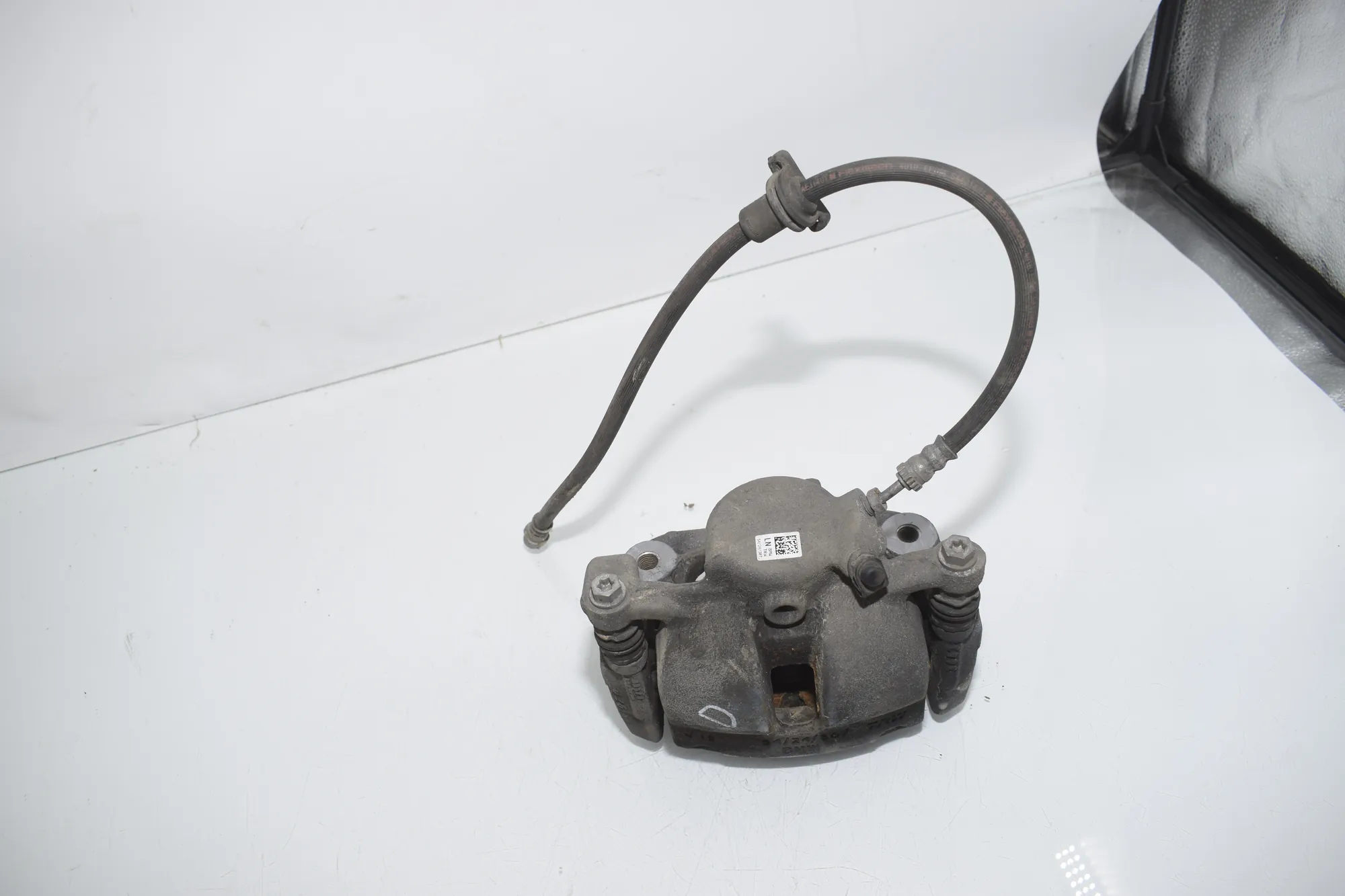 Front Right Brake Caliper – OEM 6860265 · BMW 3 Touring (G21) (2019 - -) 320 d 2024 – 2