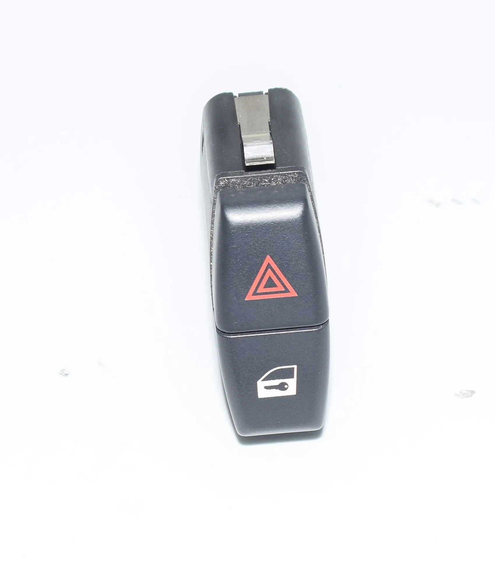 Hazard Button – OEM 6919506 · BMW X3 (E83) 2.0 d 2005 – 2
