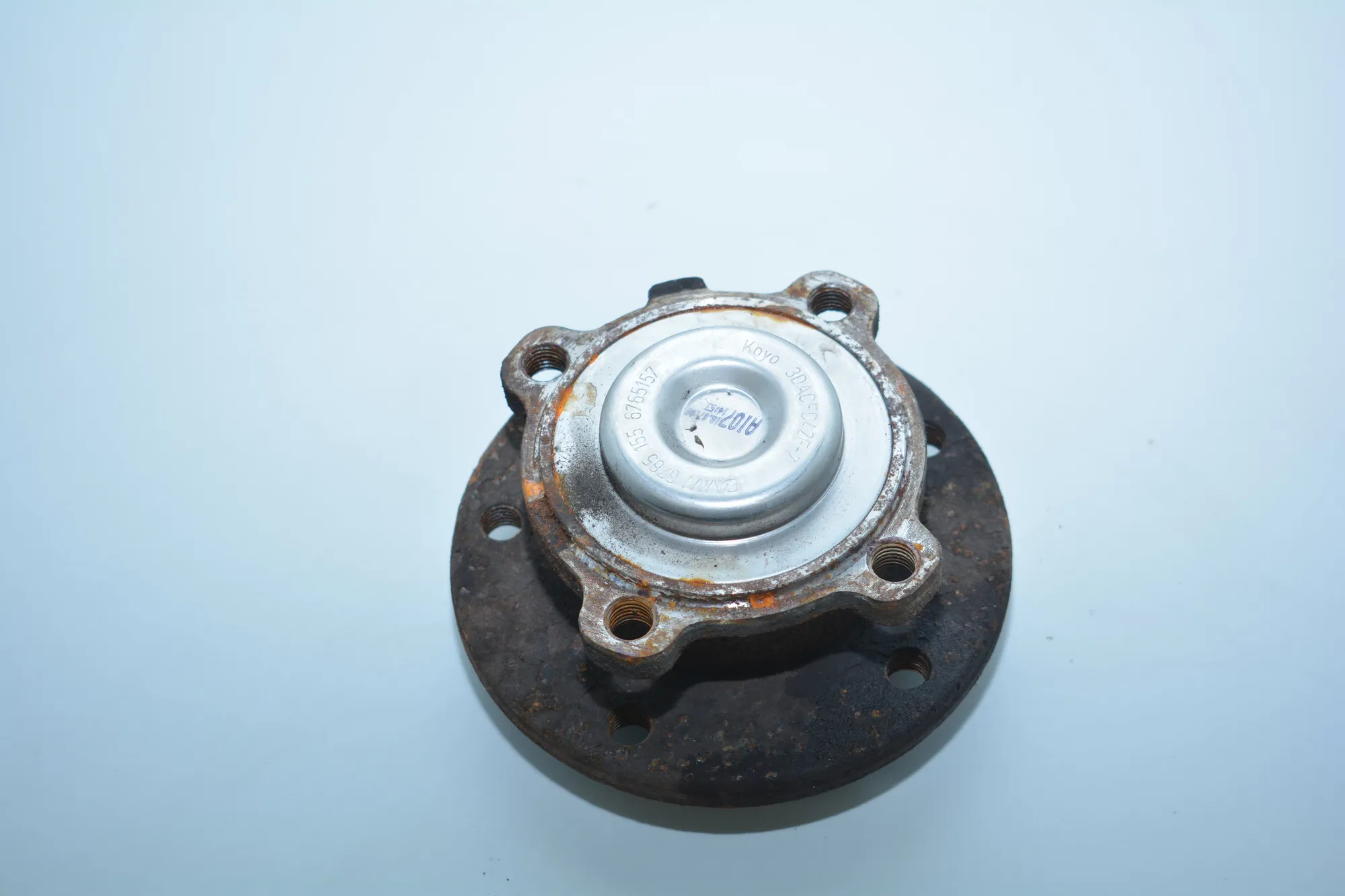 Front Left Wheel Bearing – OEM 6765157 · BMW 1 (E87) 118 d 2008 – 2