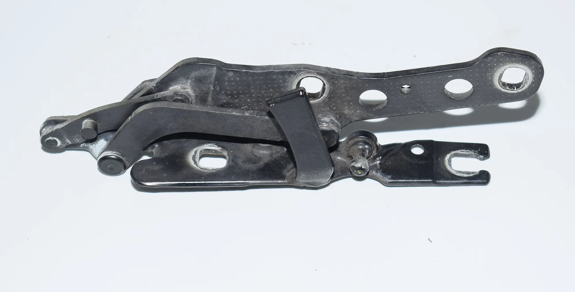Front Right Bonnet Hinge – OEM 3411448 · BMW X3 (E83) 2.0 d 2005