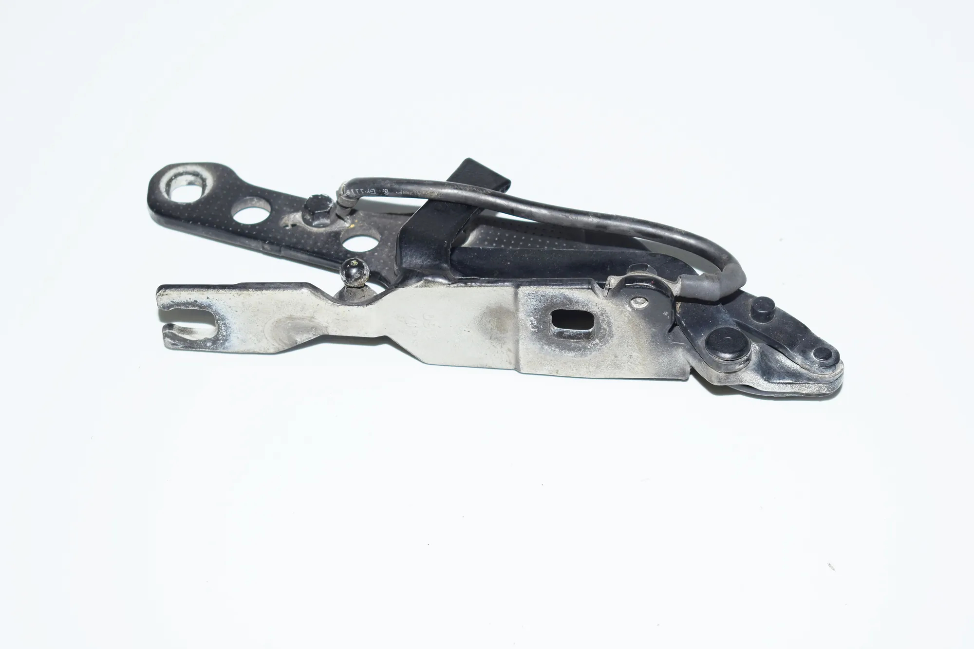 Front Left Bonnet Hinge – OEM 3411447 · BMW X3 (E83) 2.0 d 2005 – 3