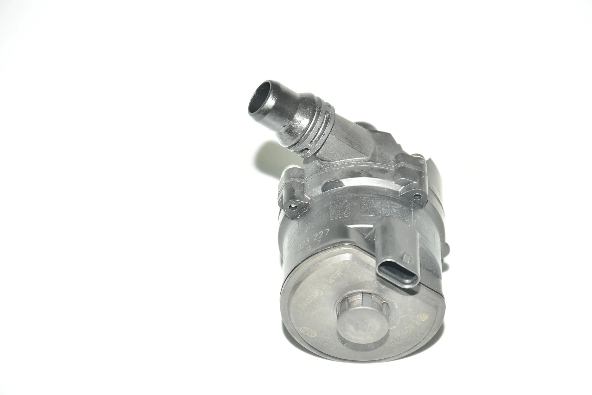 Auxiliary Water Pump – OEM 0392023227 · BMW 3 (F30, F80) BMW 3 (F30, F80) 340 i 2015 – 2