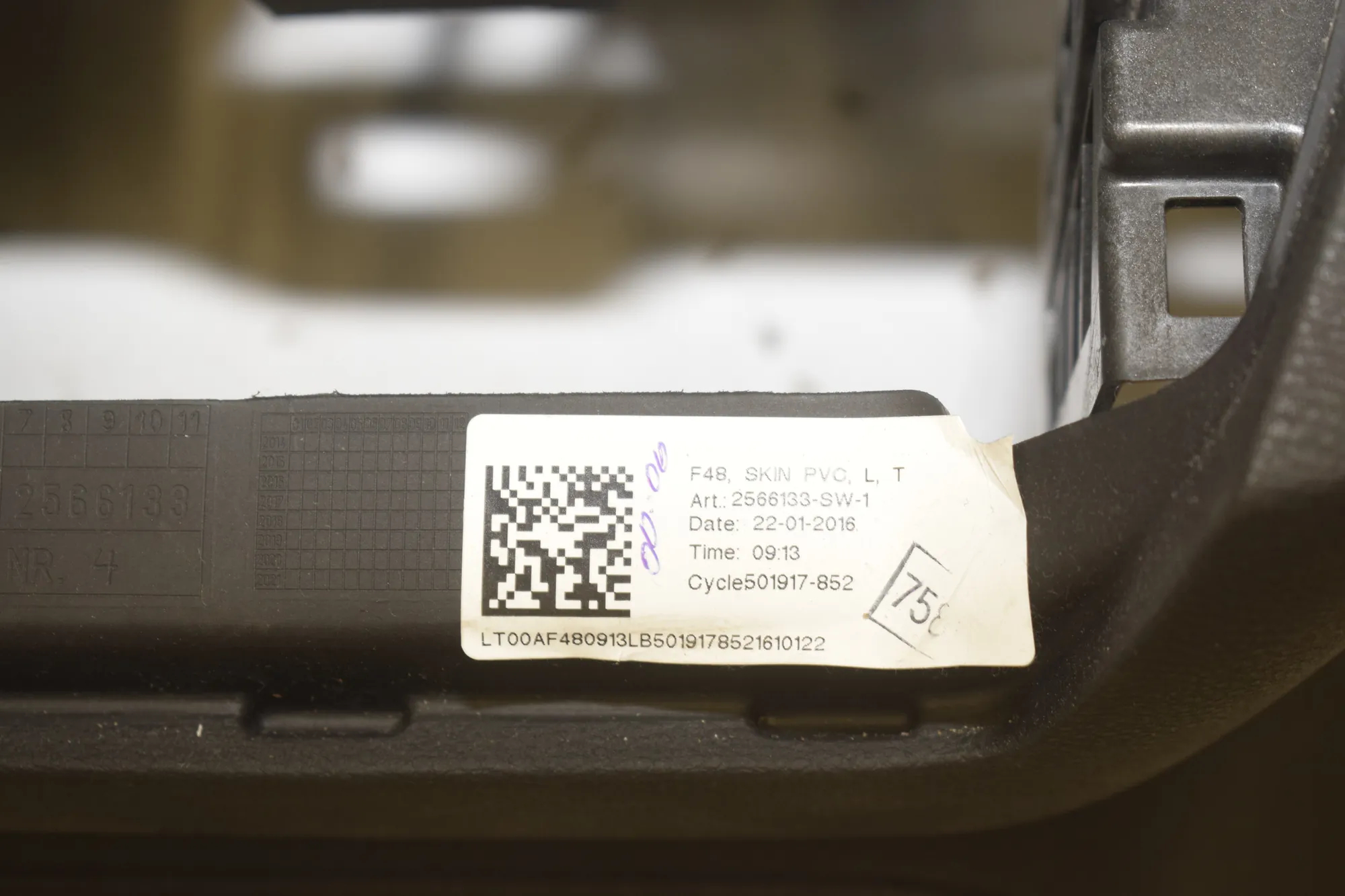 Dashboard – OEM 6969852 · BMW X1 (F48) xDrive 18 d 2016 – 5