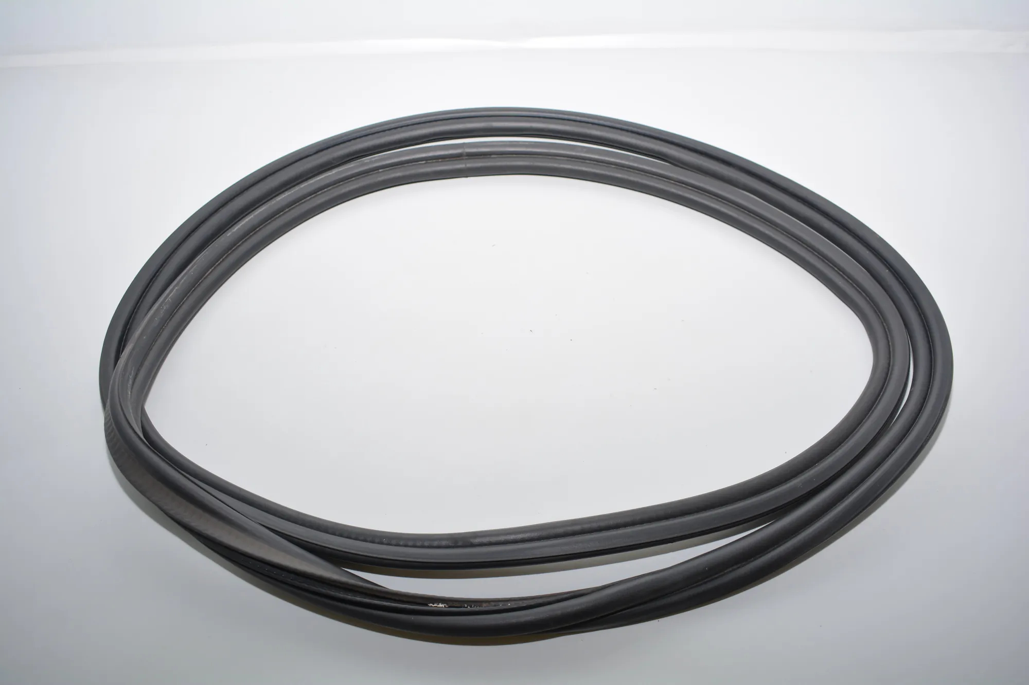 Tailgate Rubber Seal – OEM 7144939 · BMW 1 (E87) 118 d 2008