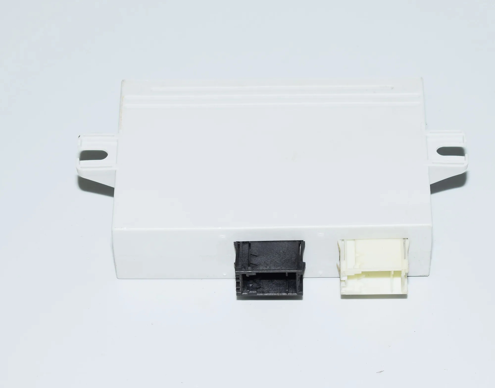 PDC Parking Sensor Control Unit – OEM 6904023 · BMW 5 Touring (E39) 530 d 2000 – 2