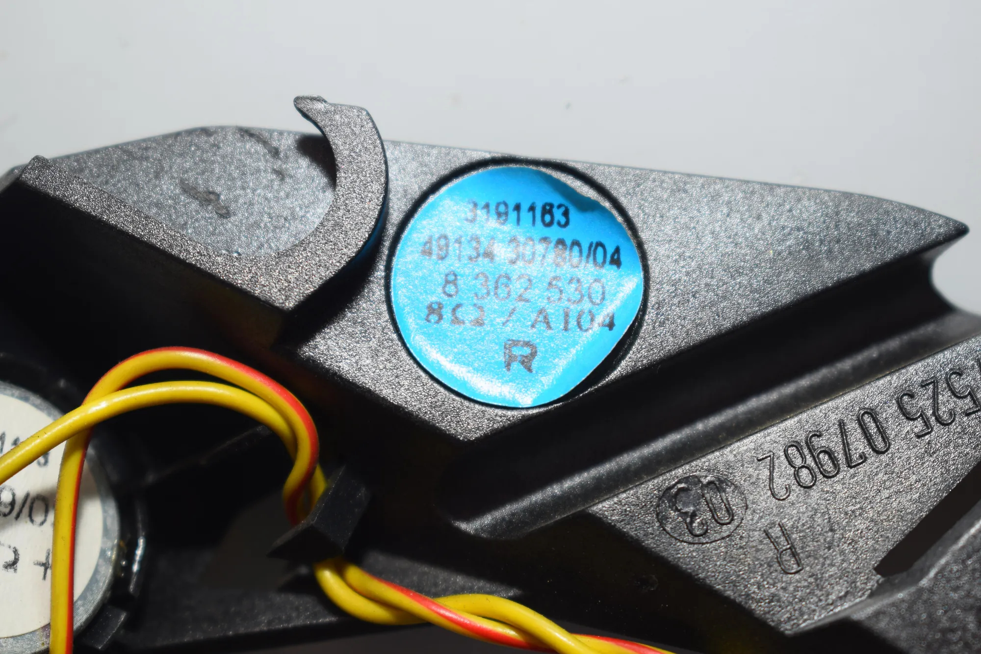 Dashboard Speaker – OEM 8362530 · BMW 5 Touring (E39) 530 d 2001 – 3