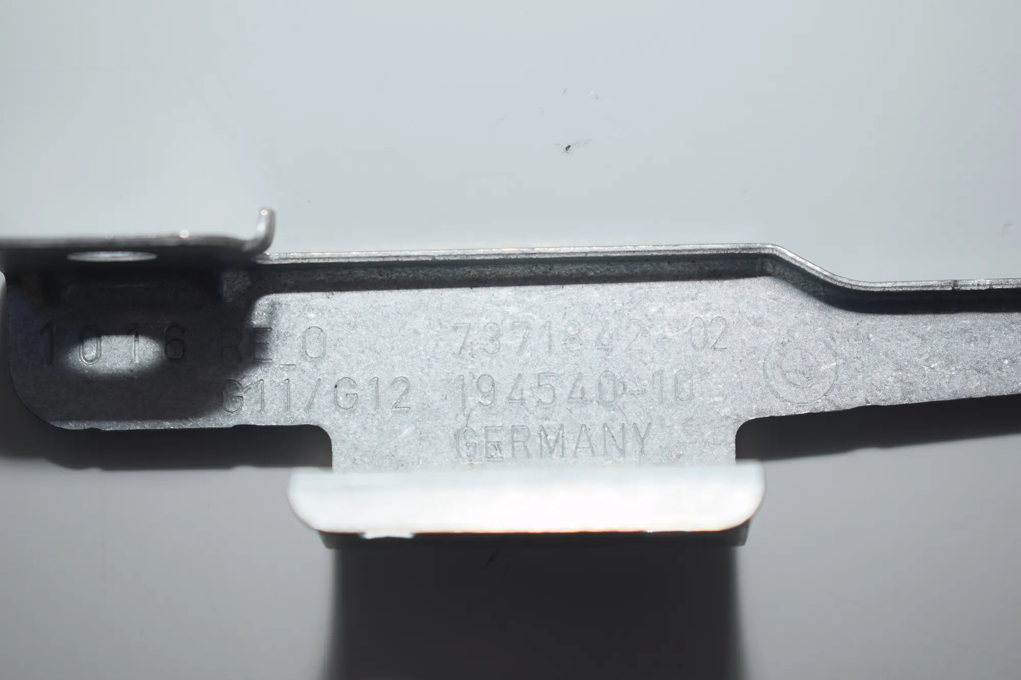 Other Body Parts – OEM 7371842 · BMW 7 (G11, G12) BMW 7 (G11, G12) 2017 – 4