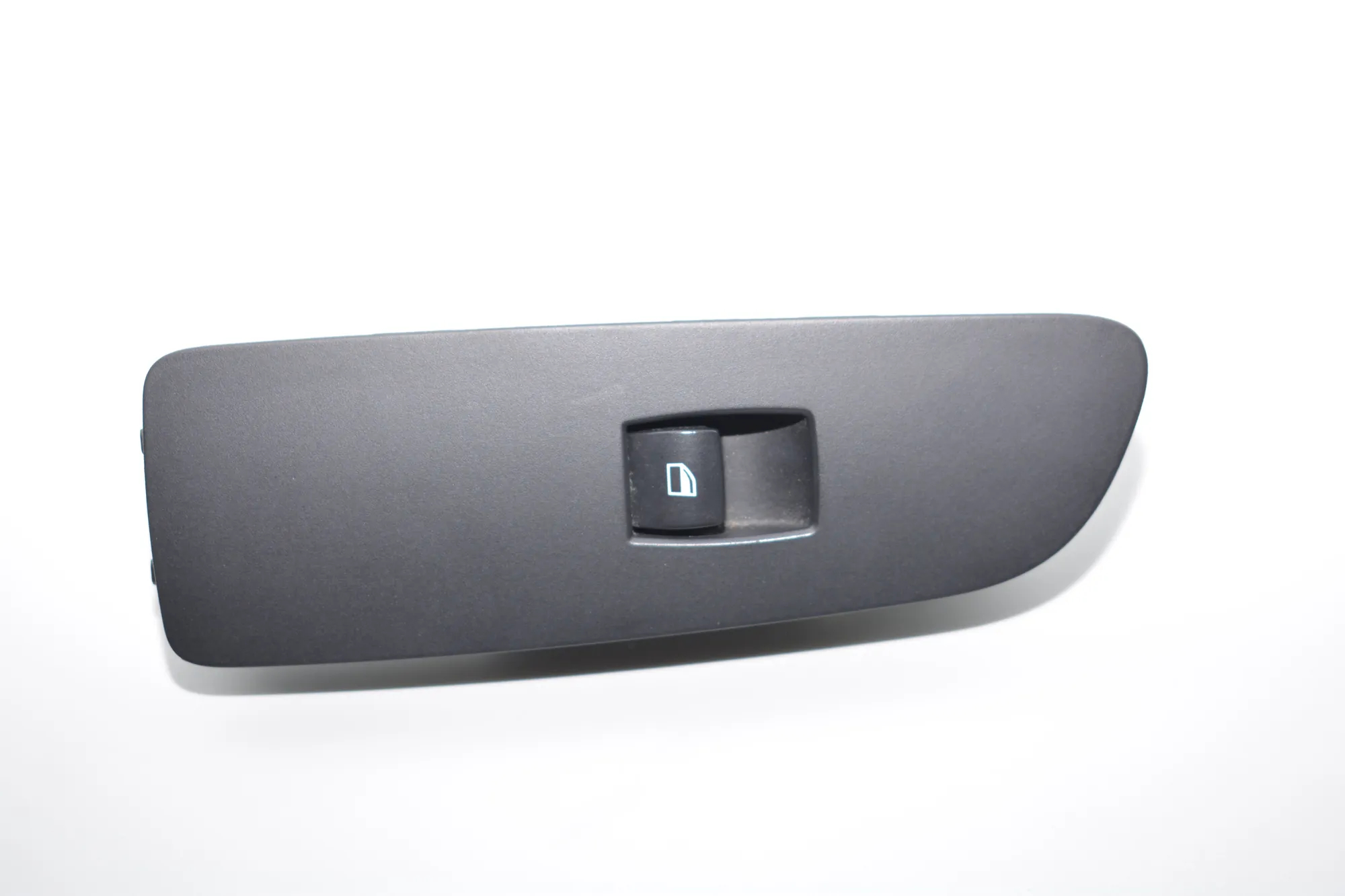 Front Left Door Window Switch – OEM 9163001 · BMW 1 (E81) 118 d 2008