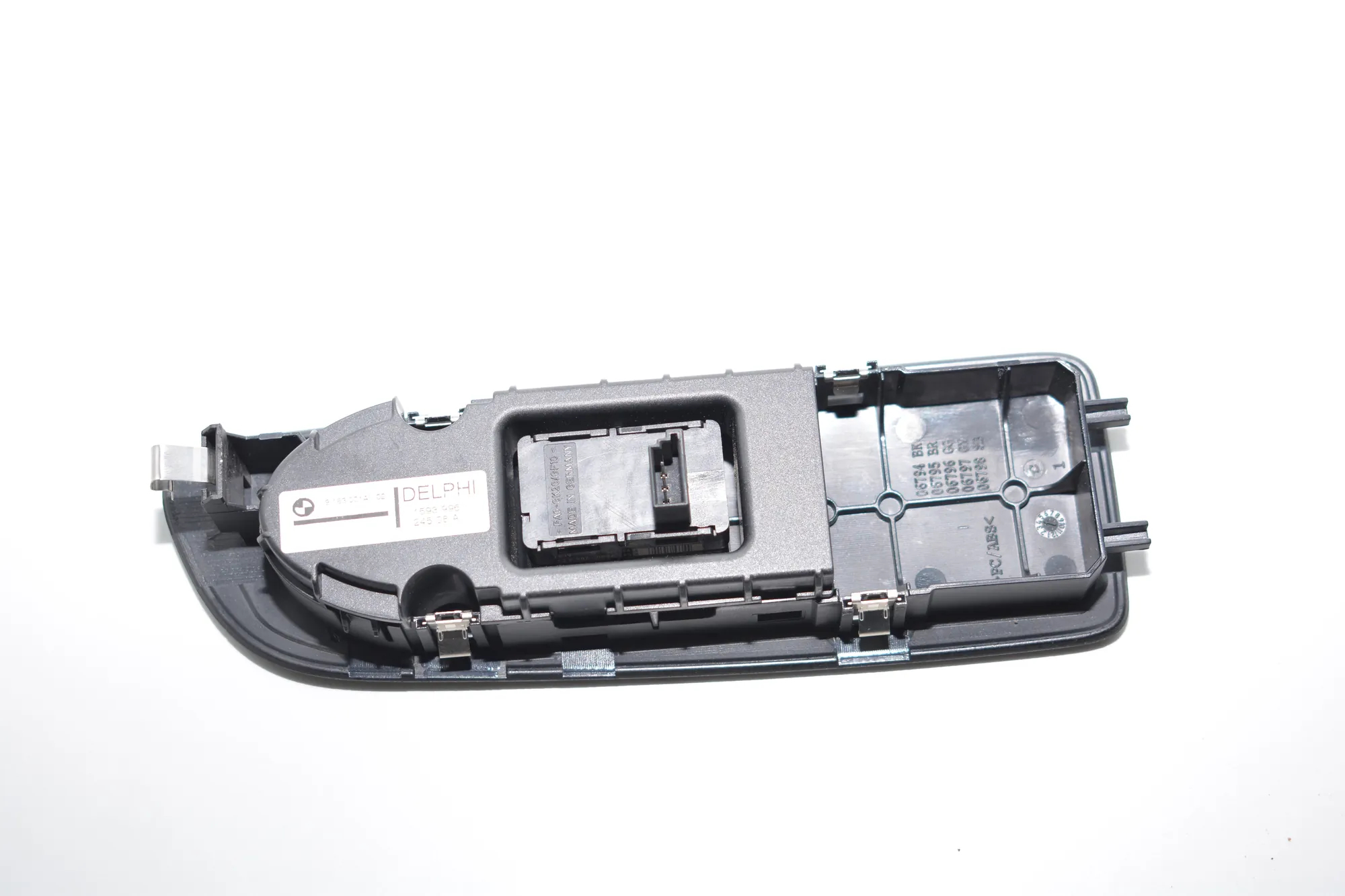 Front Left Door Window Switch – OEM 9163001 · BMW 1 (E81) 118 d 2008 – 3