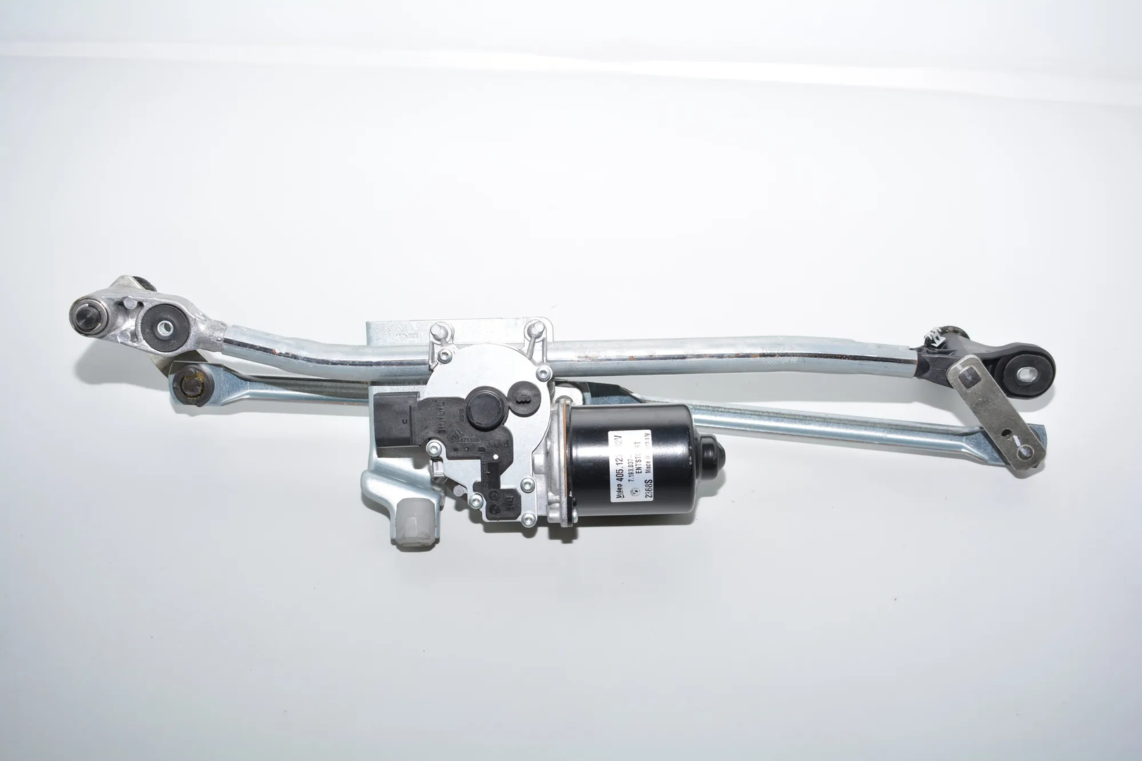 Front Windshield Wiper Mechanism – OEM 7193037 · BMW 1 (E81) 118 d 2008 – 3