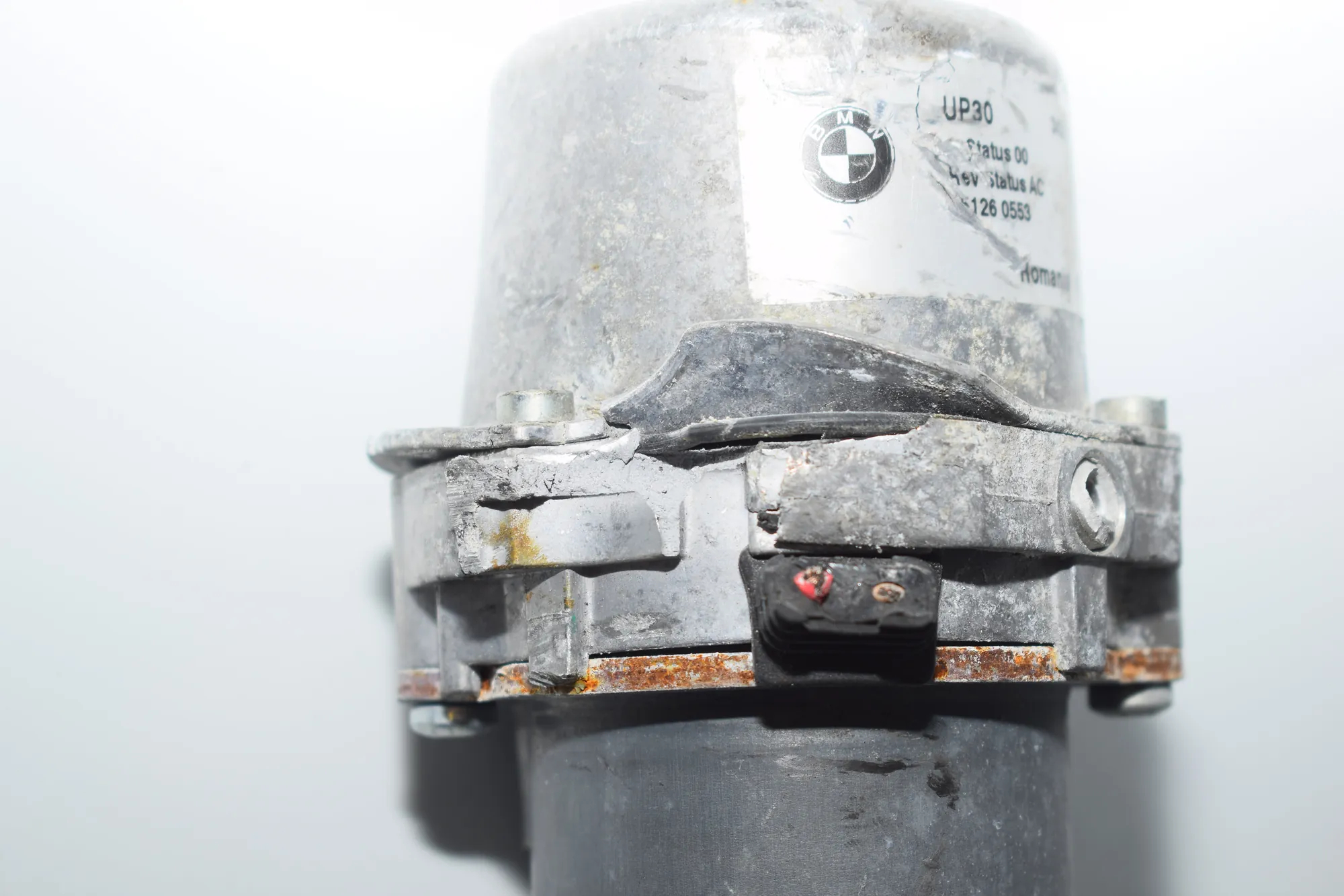 Vacuum Pump – OEM 6857405 · BMW i3 (I01) Electric 2015 – 3