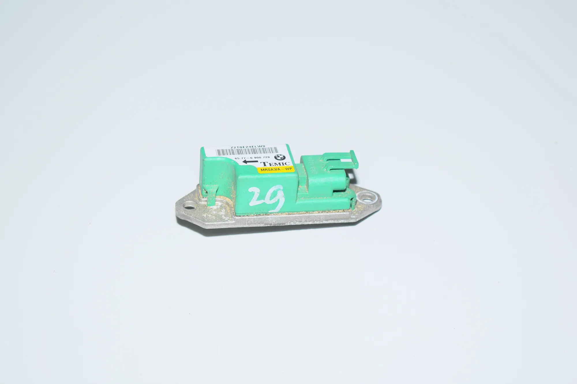 Front Left Impact Sensor – OEM 6900728 · BMW 5 (E39) BMW 5 (E39) 2001