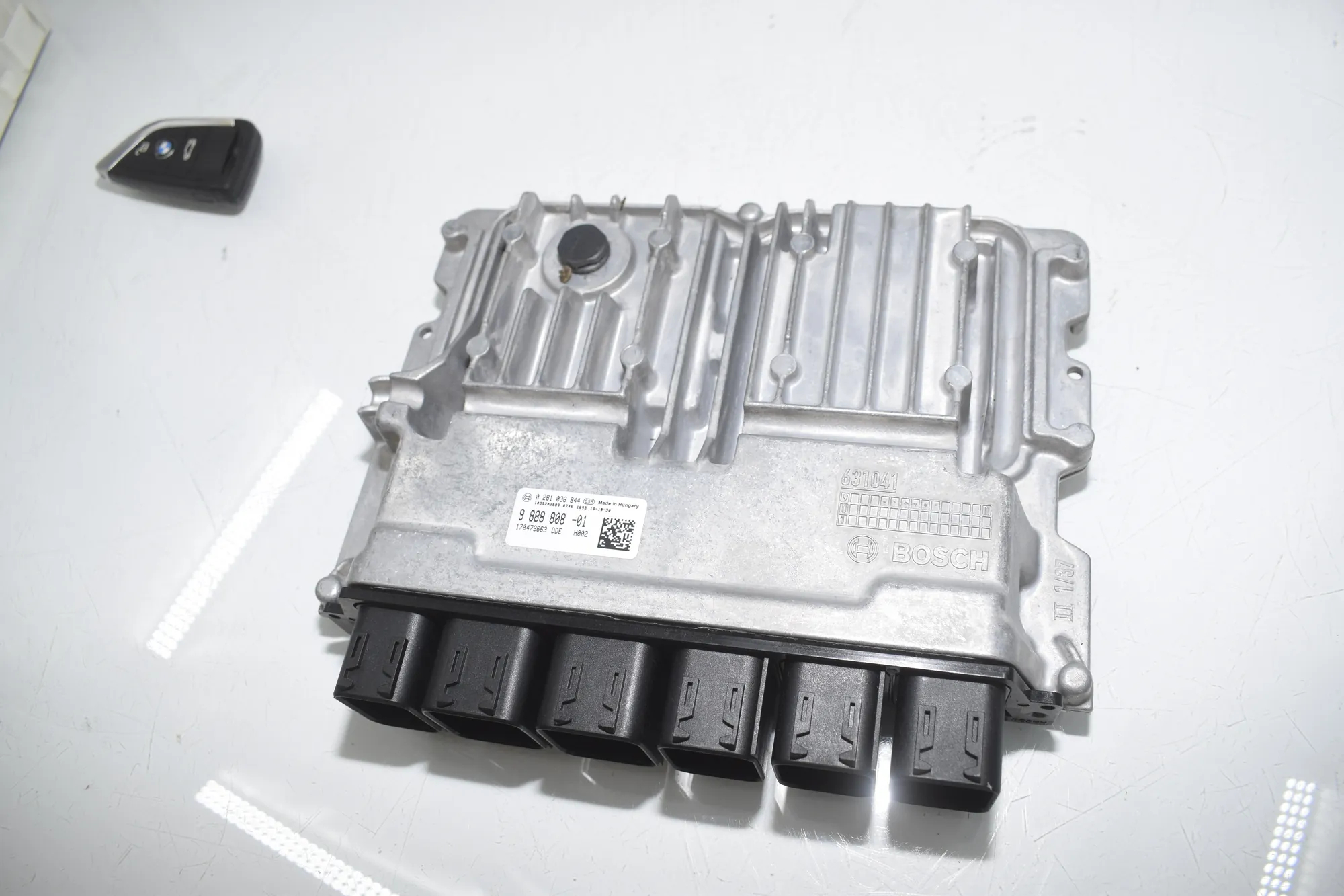 Engine Ignition ECU Set – OEM 5A0BB71 · BMW X1 (F48) sDrive 18 d 2019 – 5