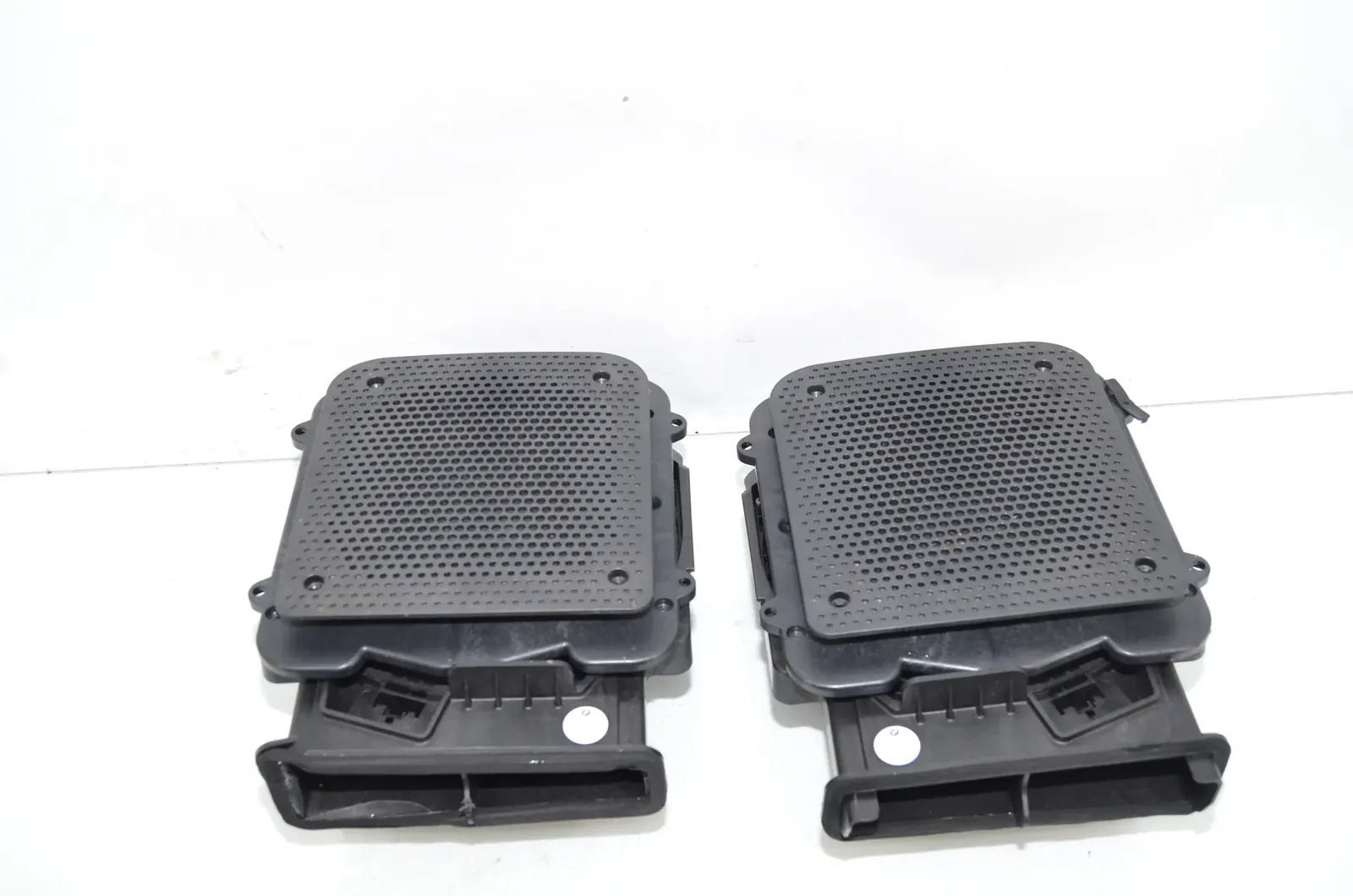 Sound Audio System Set – OEM 9275996 · BMW X1 (F48) sDrive 18 d 2019 – 4