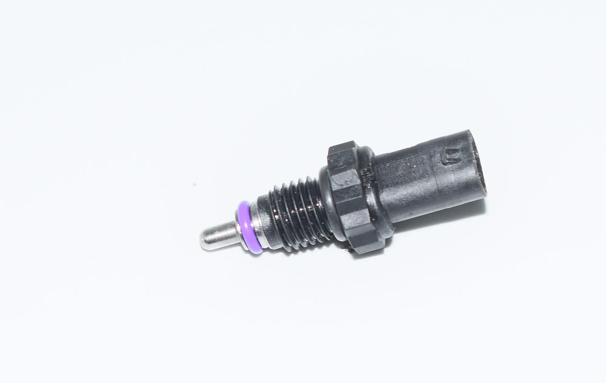 Temperature Sensor – OEM 9305928 · BMW i3 (I01) Electric 2015