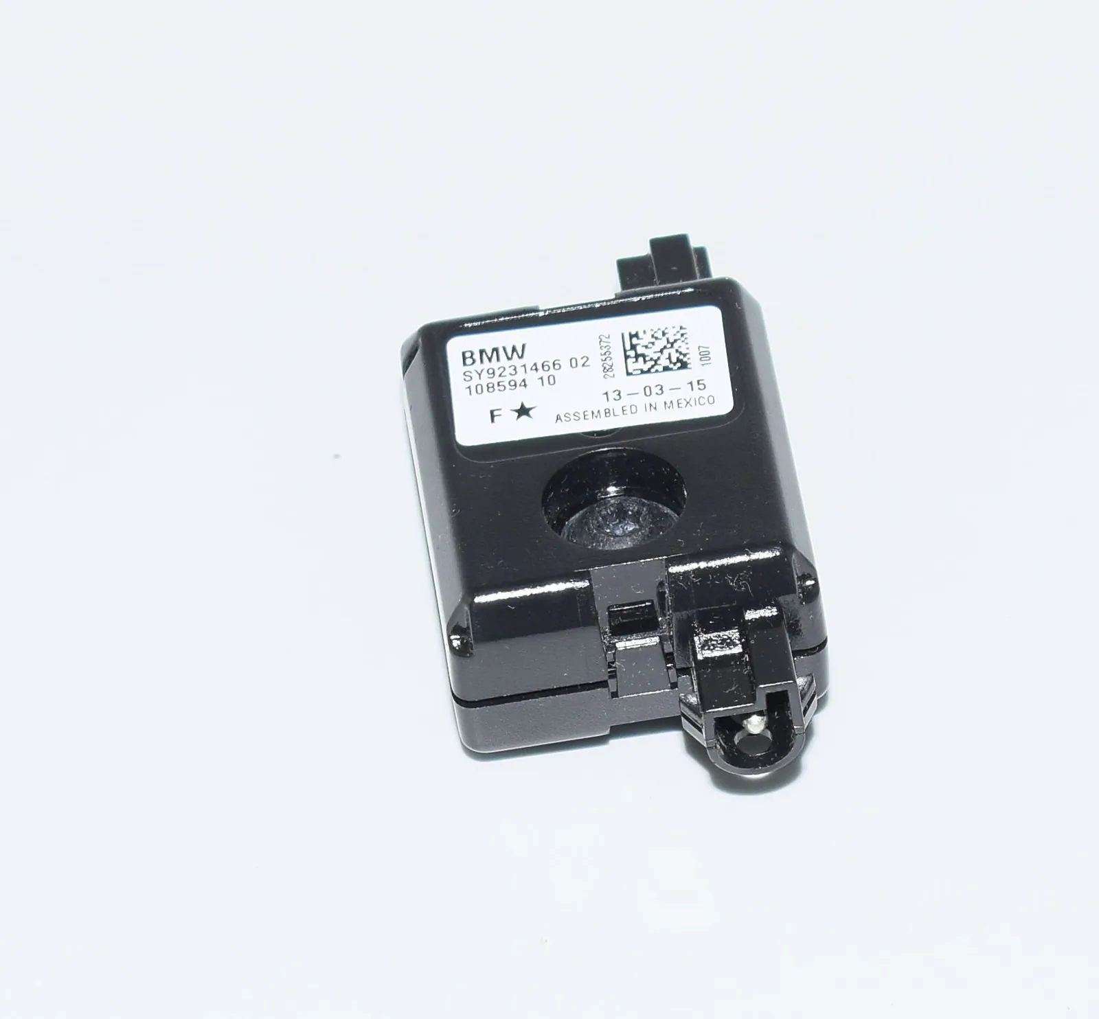Antenna Amplifier – OEM 9231466 · BMW i3 (I01) Electric 2015