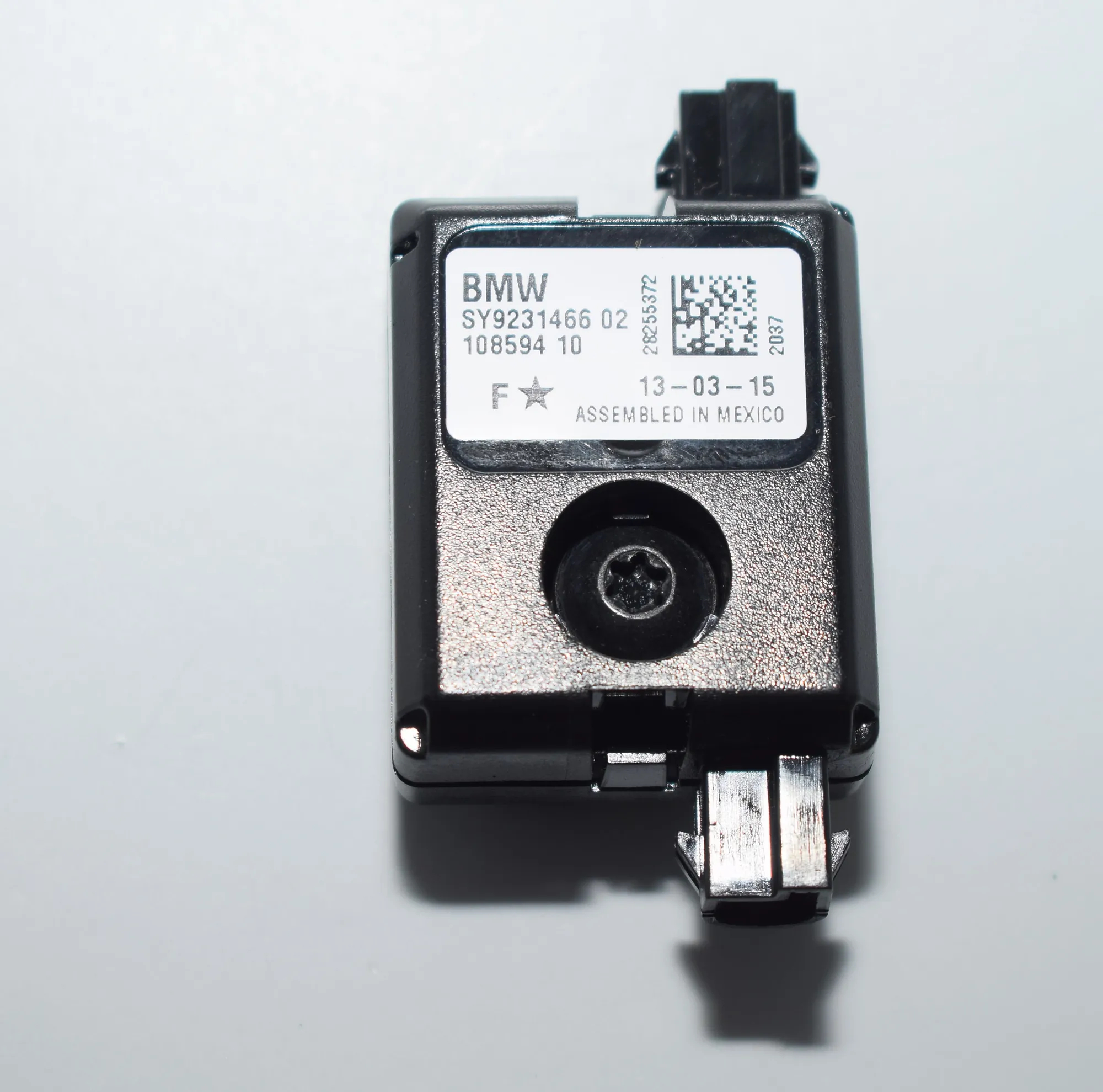 Antenna Amplifier – OEM 9231466 · BMW i3 (I01) Electric 2015 – 3