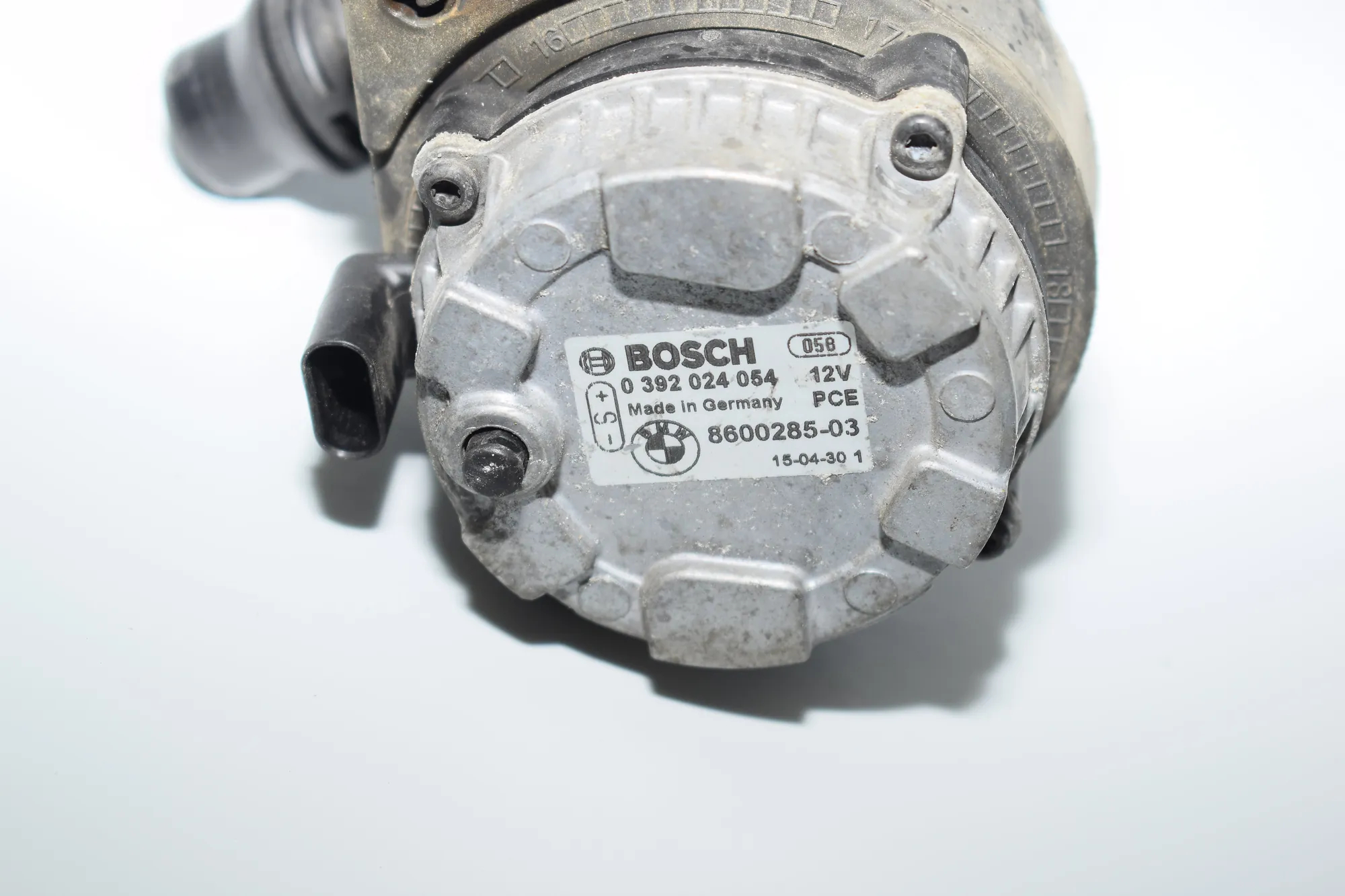 Auxiliary Water Pump – OEM 8600285 · BMW i3 (I01) Electric 2015 – 4