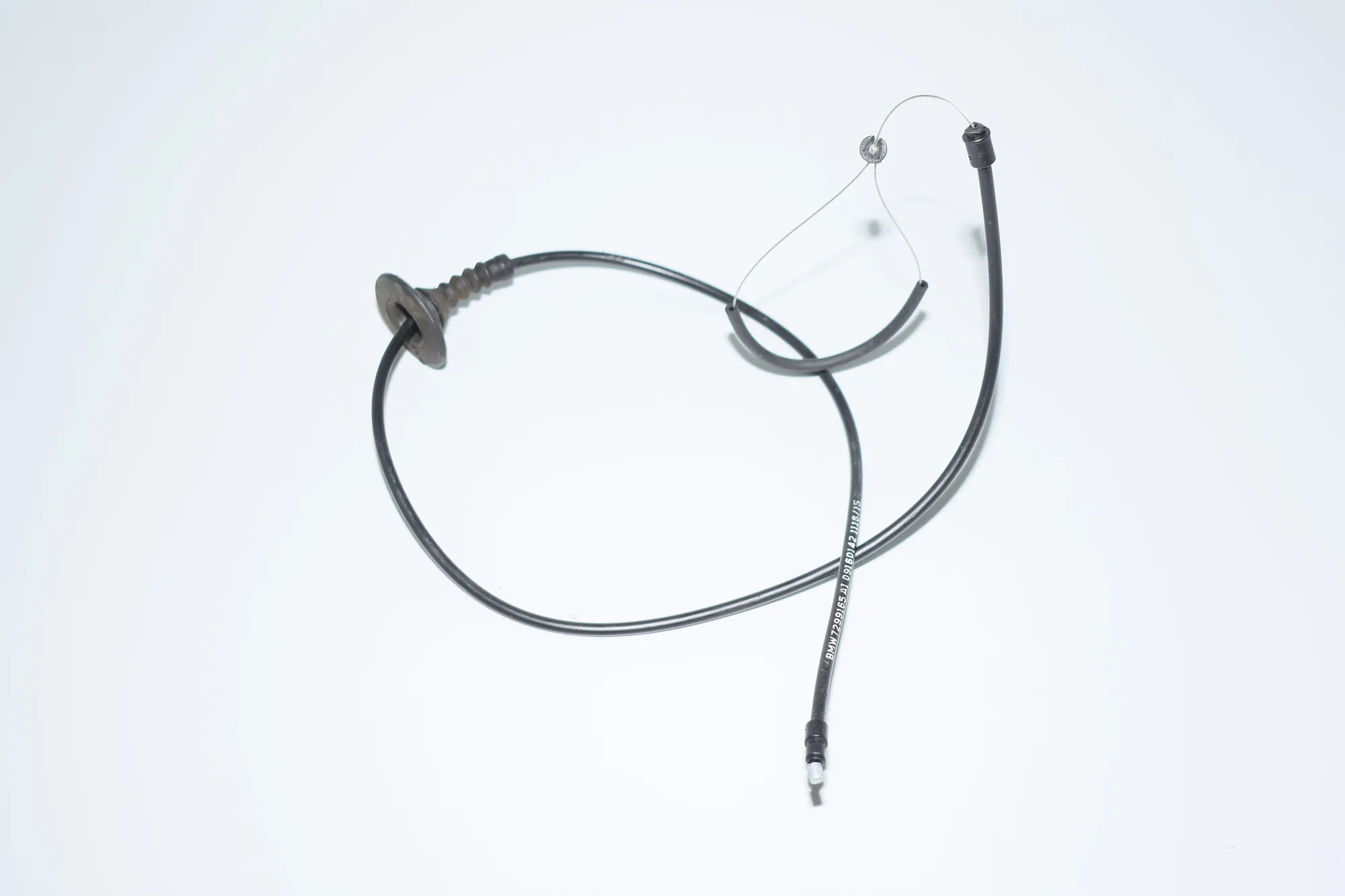 Bonnet Lock Cable – OEM 7299165 · BMW i3 (I01) Electric 2015