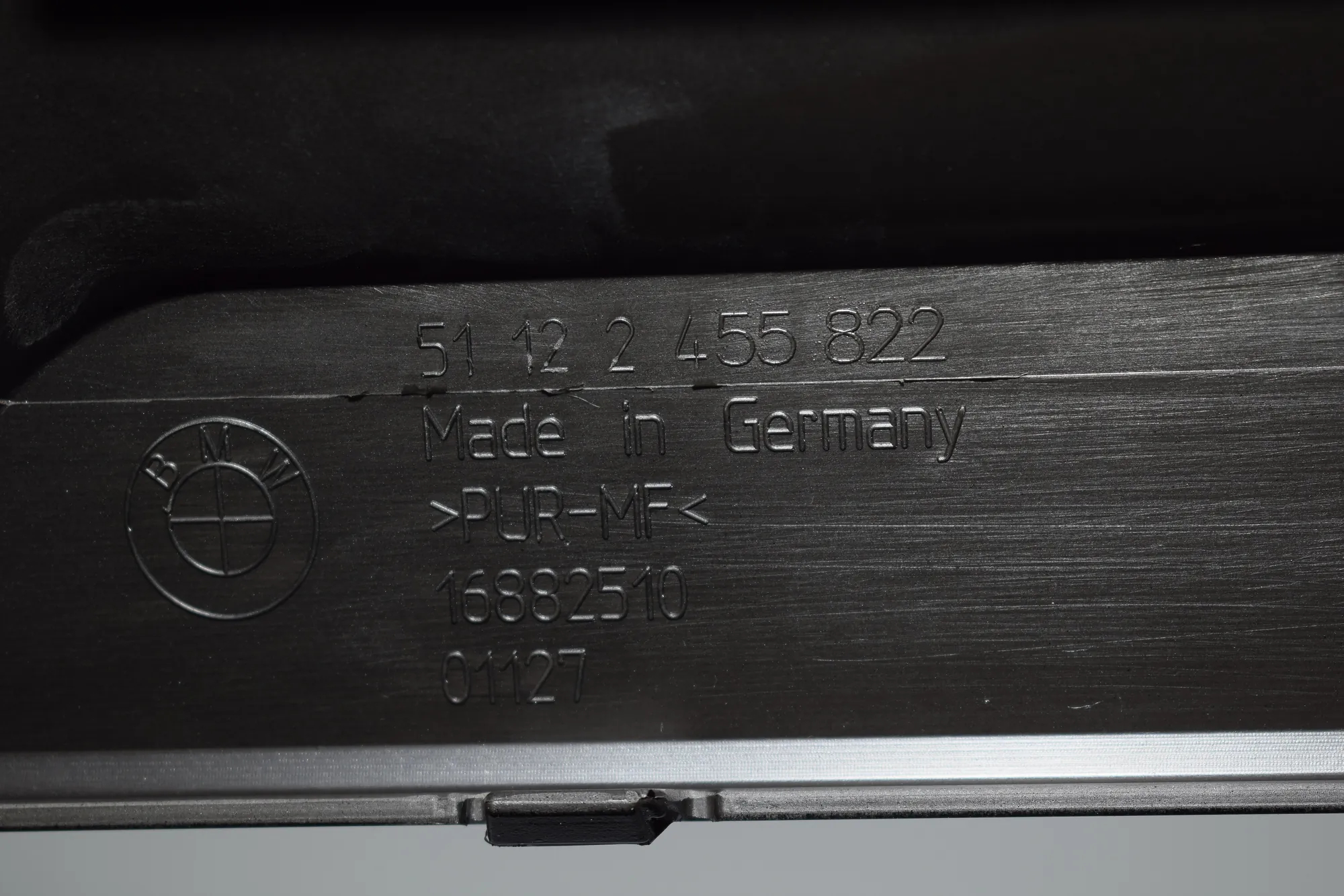 Other Trim Parts – OEM 2455822 · BMW 3 Touring (G21) BMW 3 Touring (G21) 2019 – 4