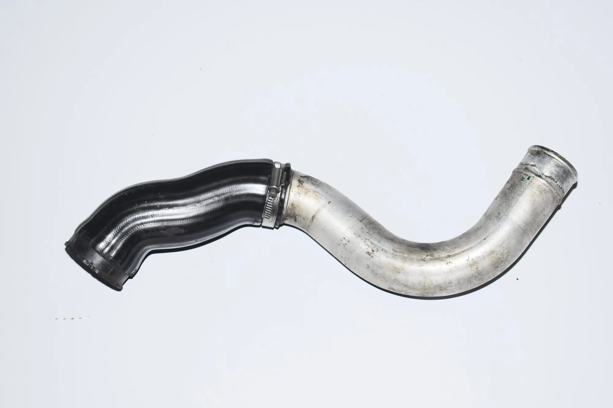 Right Side Intercooler Hose – OEM 2249669 · BMW 5 Touring (E39) 530 d 2001