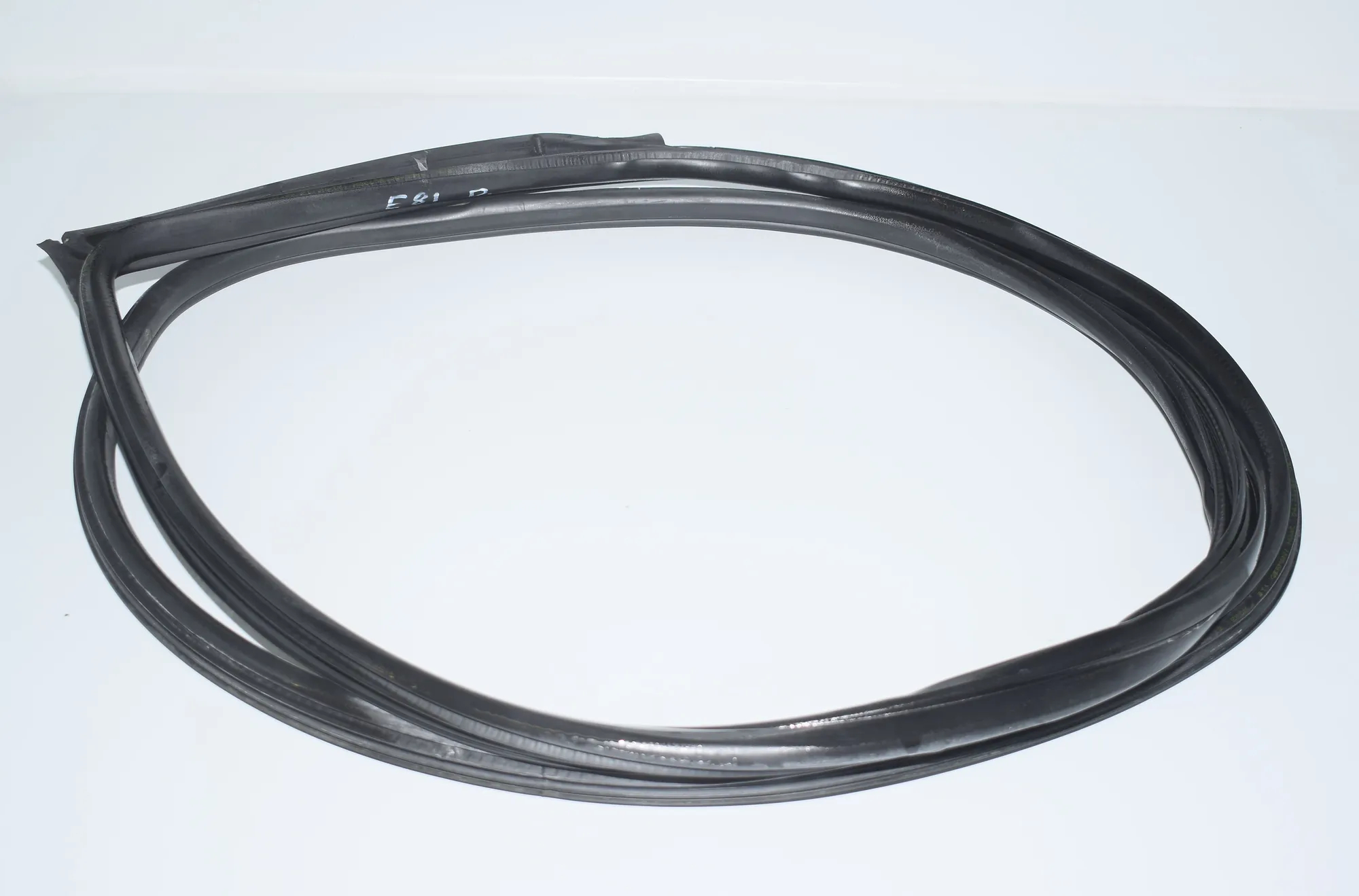 Front Right Door Seal Rubber – OEM 7164948 · BMW 1 (E81) 118 d 2008