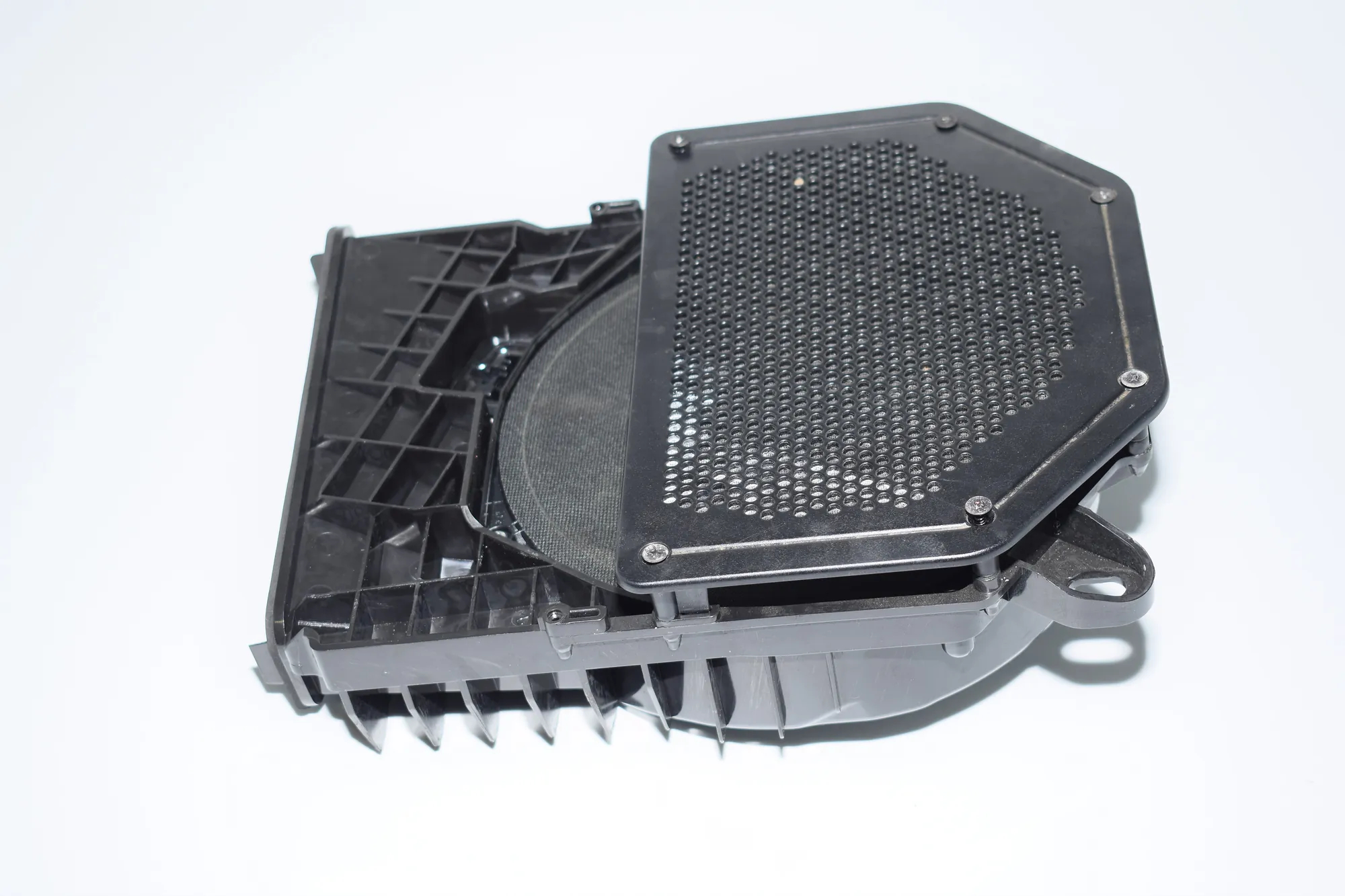 Right Side Floor Subwoofer – OEM 4304074 · BMW 1 (E81) 118 d 2008 – 2