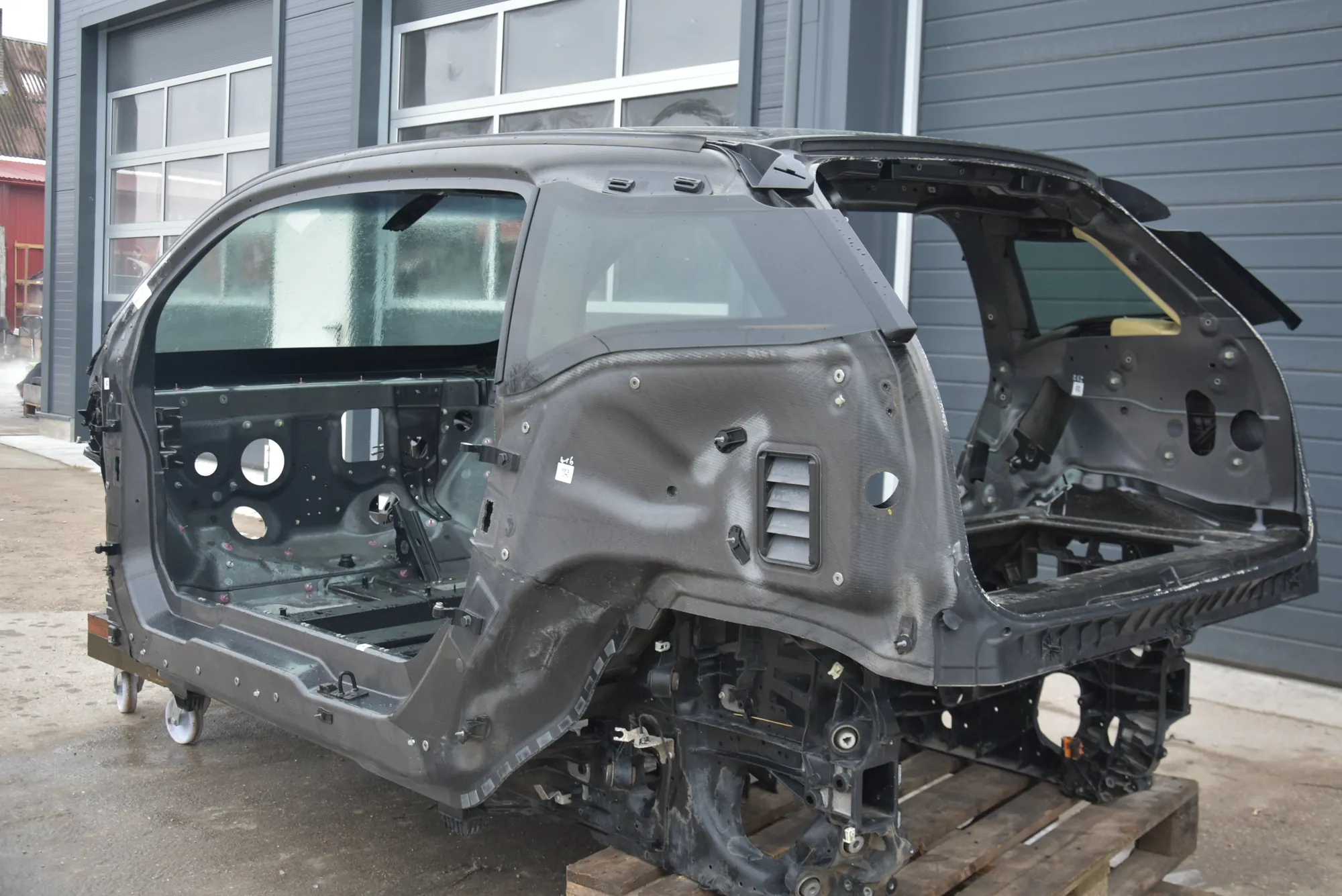 Vehicle Body · BMW i3 (I01) Electric 2016 – 10