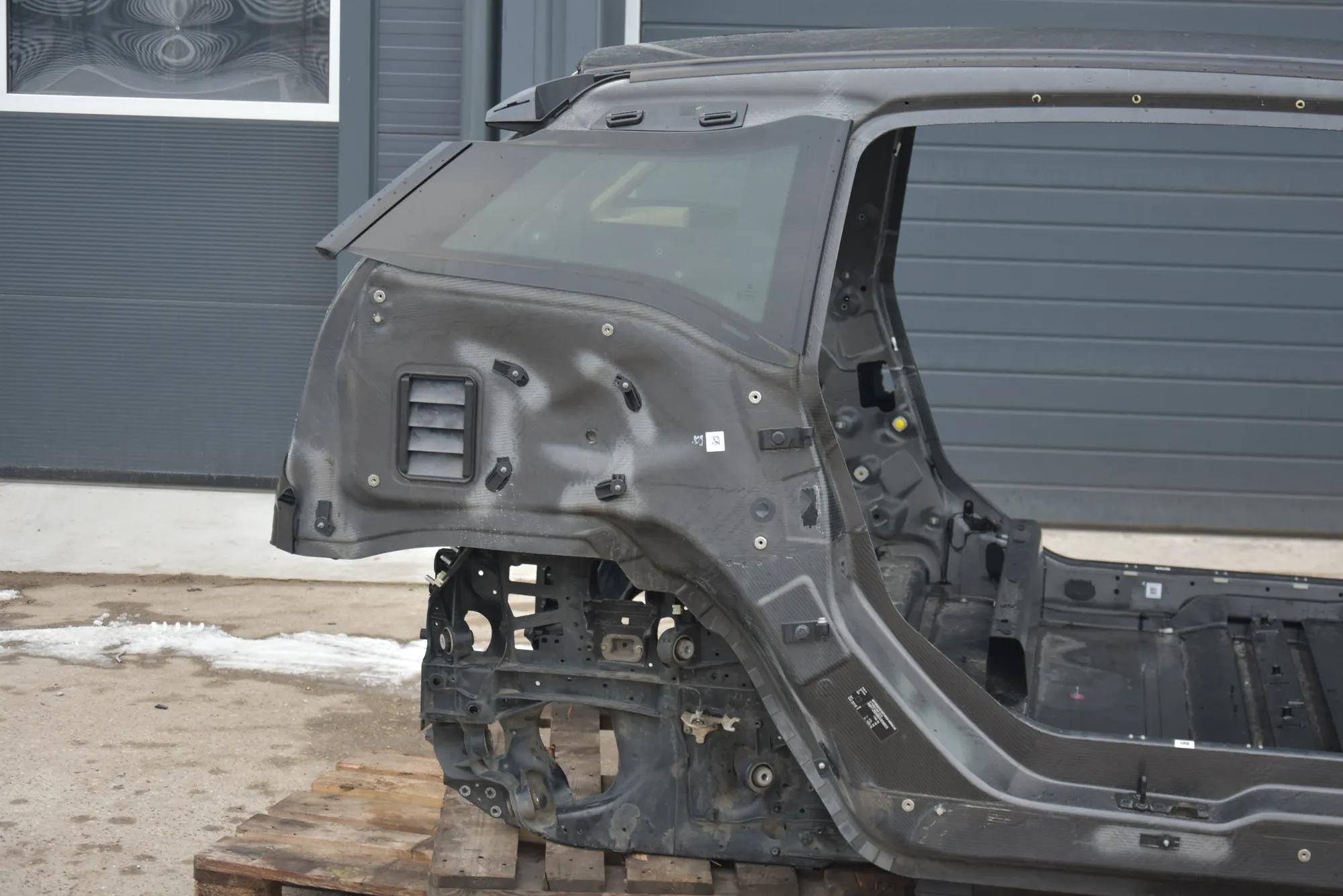 Vehicle Body · BMW i3 (I01) Electric 2016 – 11