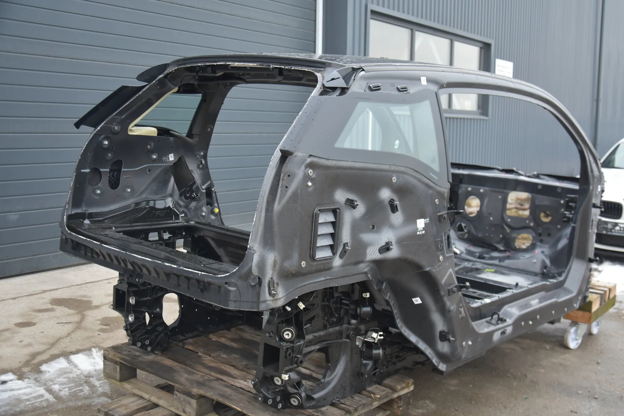Vehicle Body · BMW i3 (I01) Electric 2019 – 7