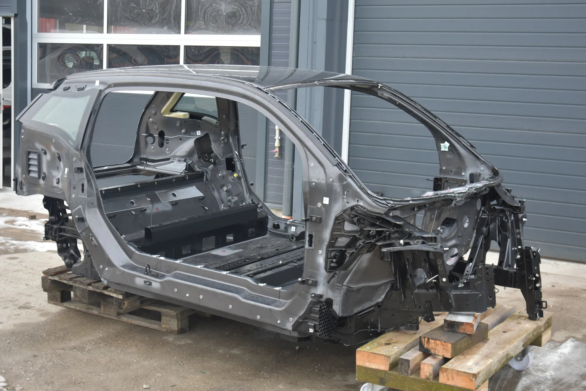 Vehicle Body · BMW i3 (I01) Electric 2019 – 6