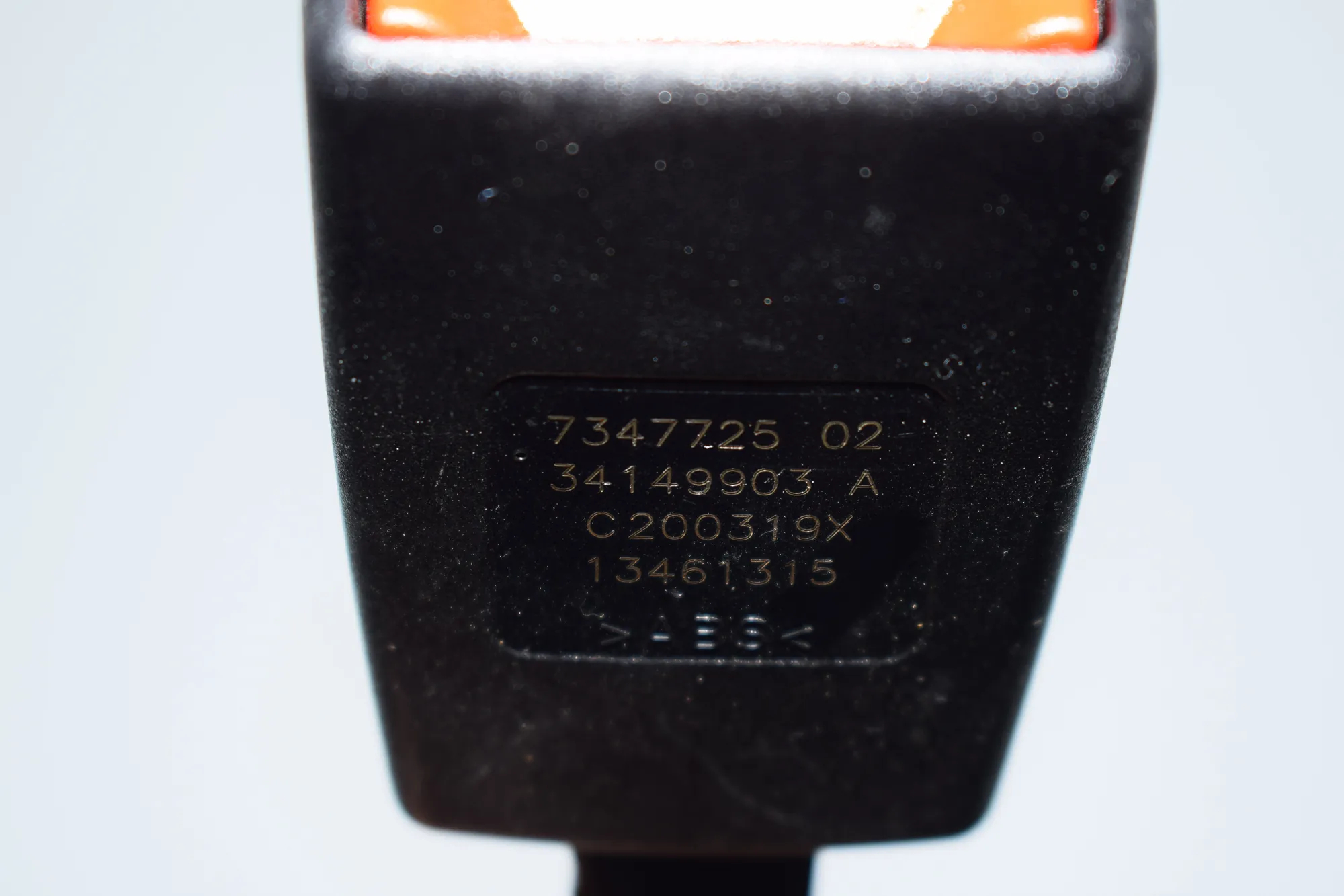 Rear Left Seat Buckle – OEM 7347725 · BMW i3 (I01) Electric 2019 – 3