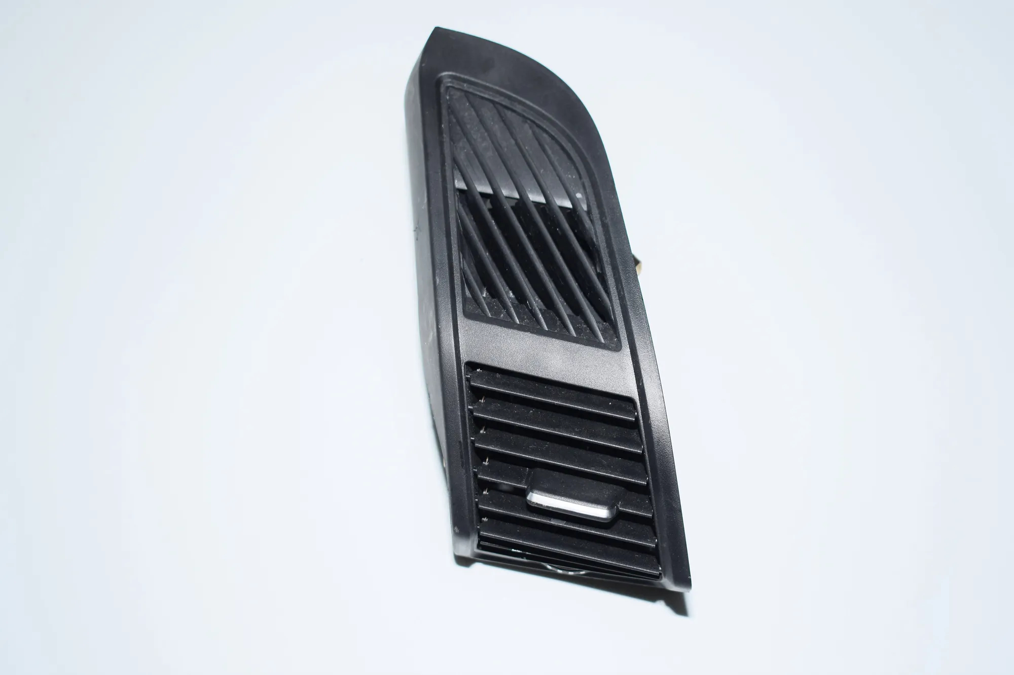 Dashboard Air Vents – OEM 9283003 · BMW i3 (I01) Electric 2019
