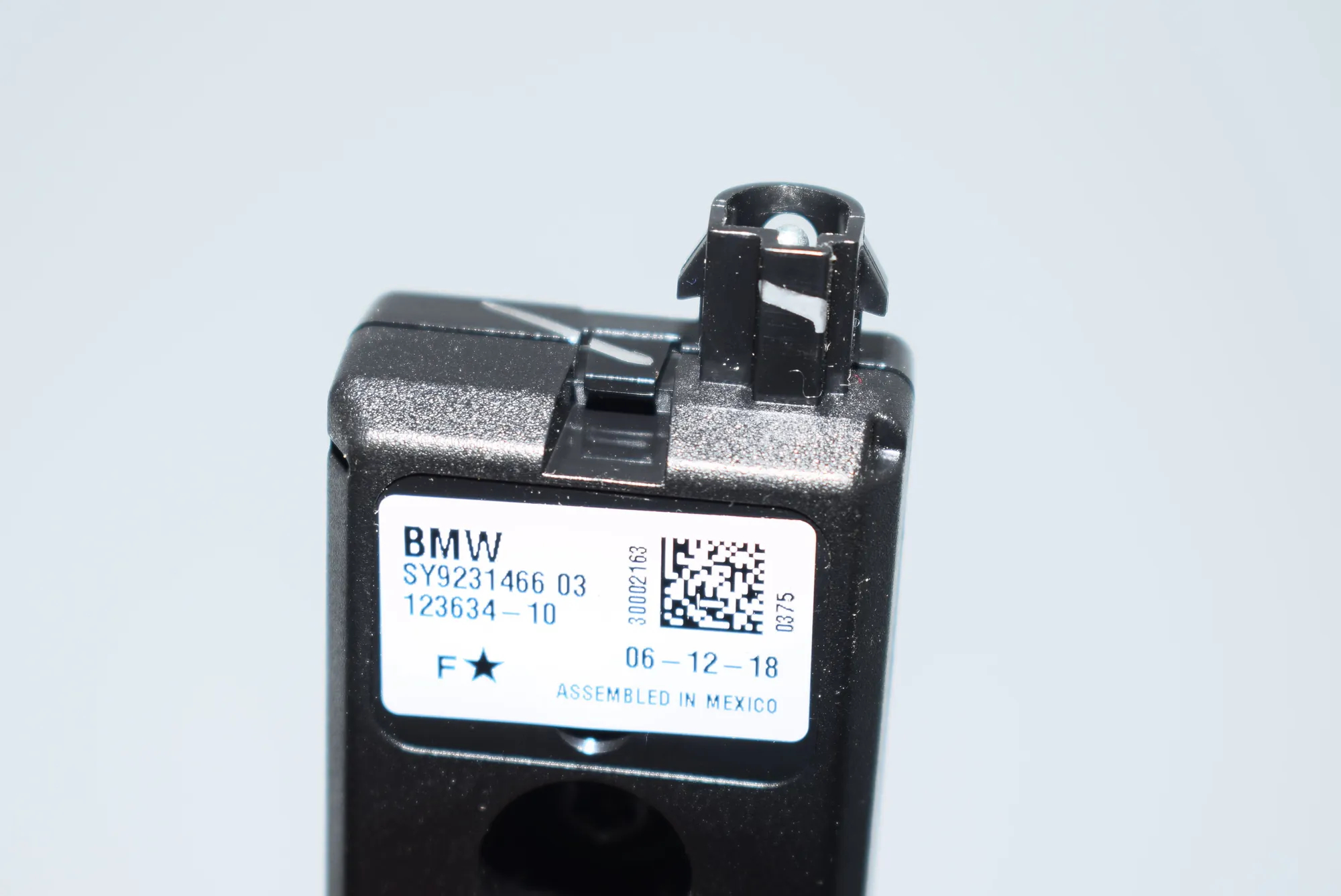 Antenna Amplifier – OEM 9231466 · BMW i3 (I01) Electric 2019 – 3