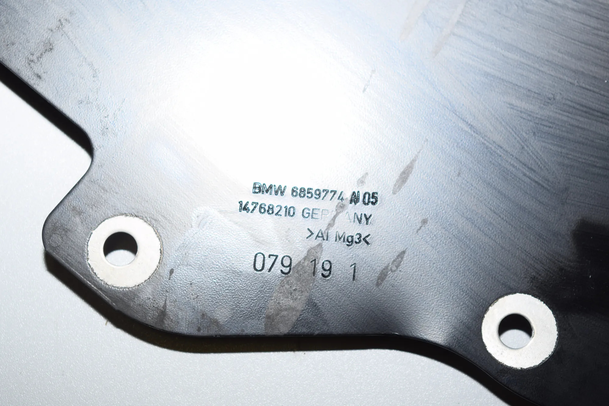 Other Underbody Cover – OEM 6859774 · BMW i3 (I01) Electric 2019 – 3