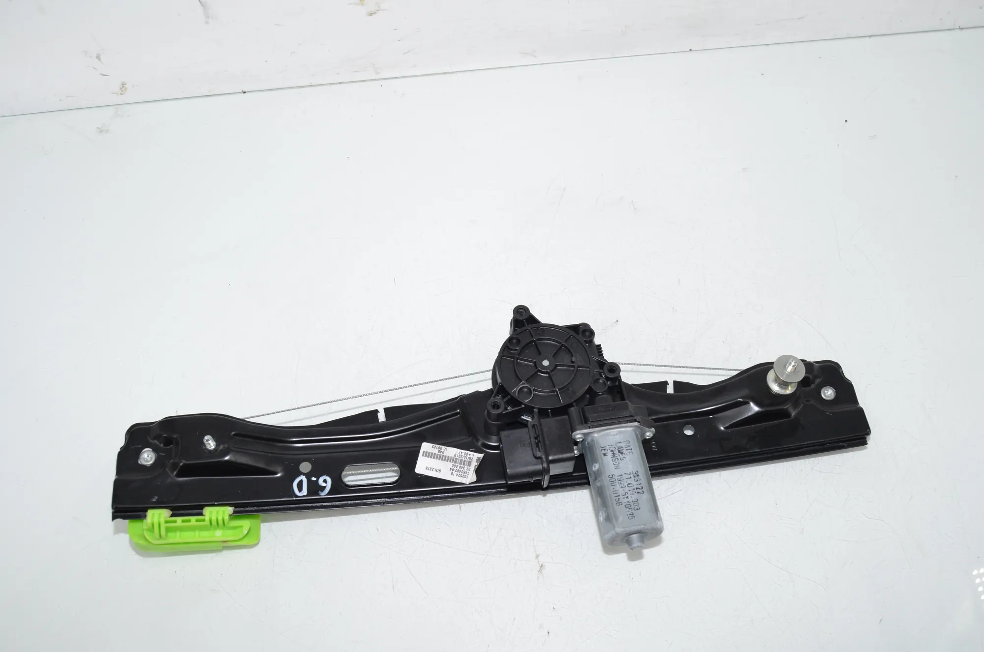 Rear Right Door Window Regulator – OEM 7463492 · BMW X1 (F48) sDrive 18 d 2019 – 3
