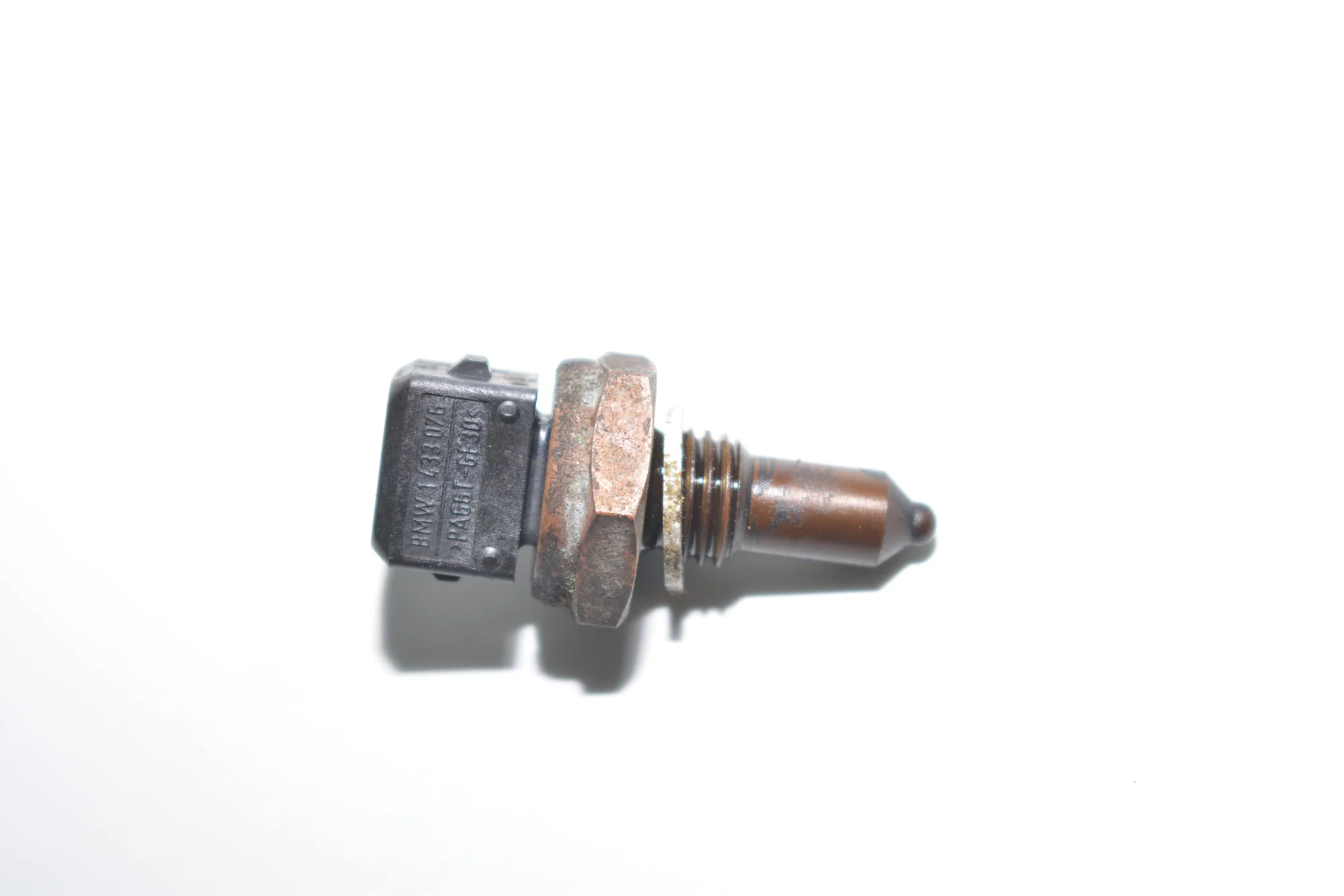 Coolant Temperature Sensor – OEM 1433076 · BMW X5 (E53) 3.0 i 2002