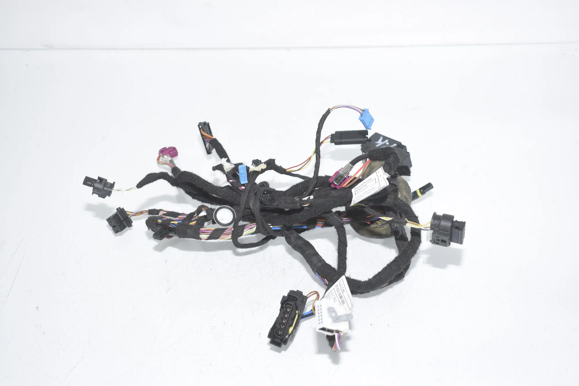 Front Left Door Wiring – OEM 8718667 · BMW X1 (F48) sDrive 18 d 2019 – 2
