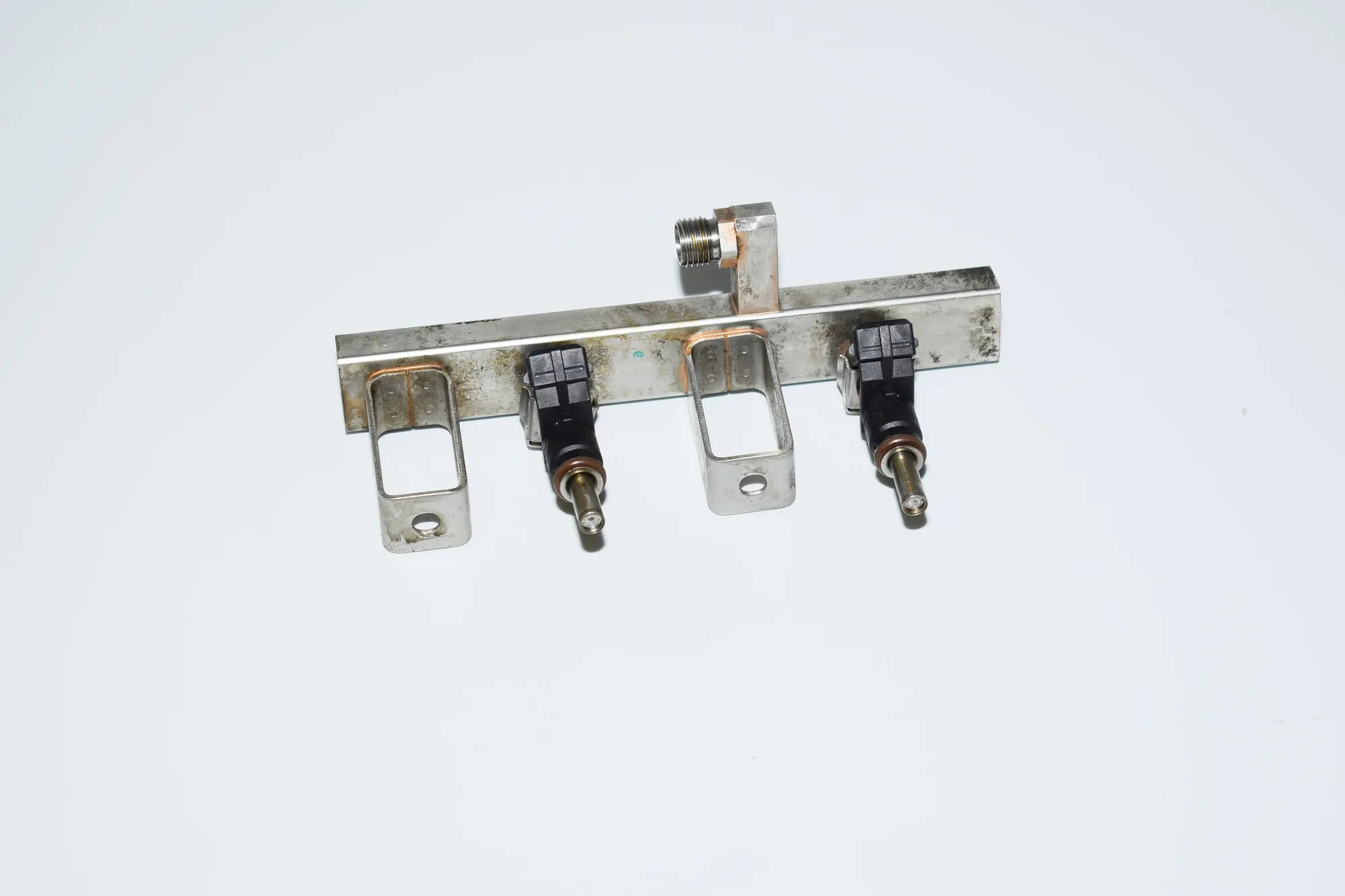 Fuel Rail – OEM 8529936 · BMW i3 (I01) Electric 2016 – 2