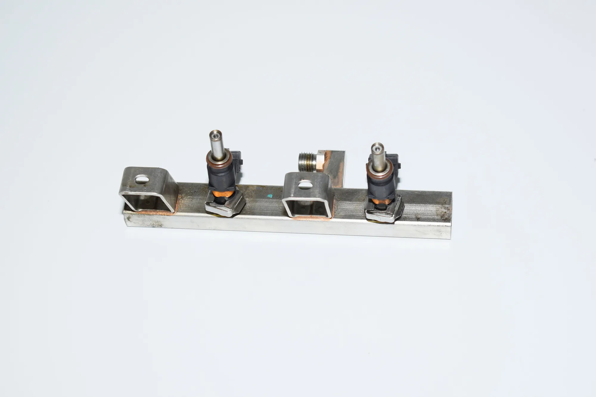 Fuel Rail – OEM 8529936 · BMW i3 (I01) Electric 2016