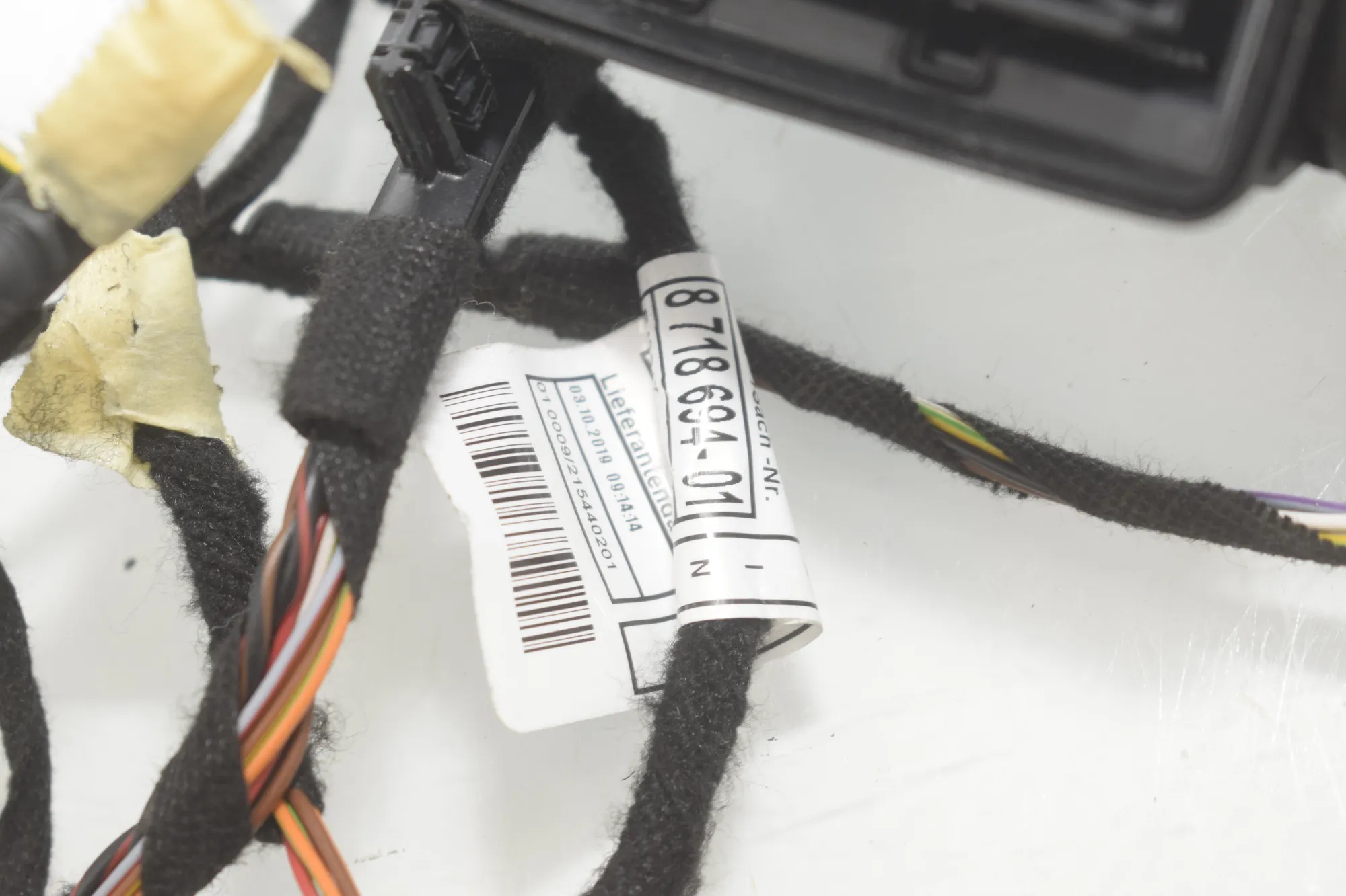 Rear Right Door Wiring – OEM 8718694 · BMW X1 (F48) sDrive 18 d 2019 – 4