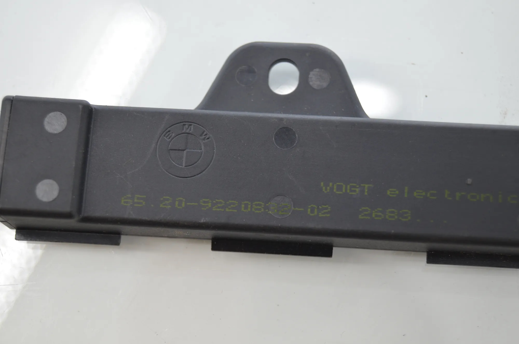 Antenna Amplifier – OEM 65209220832 · BMW X1 (F48) sDrive 18 d 2019 – 4