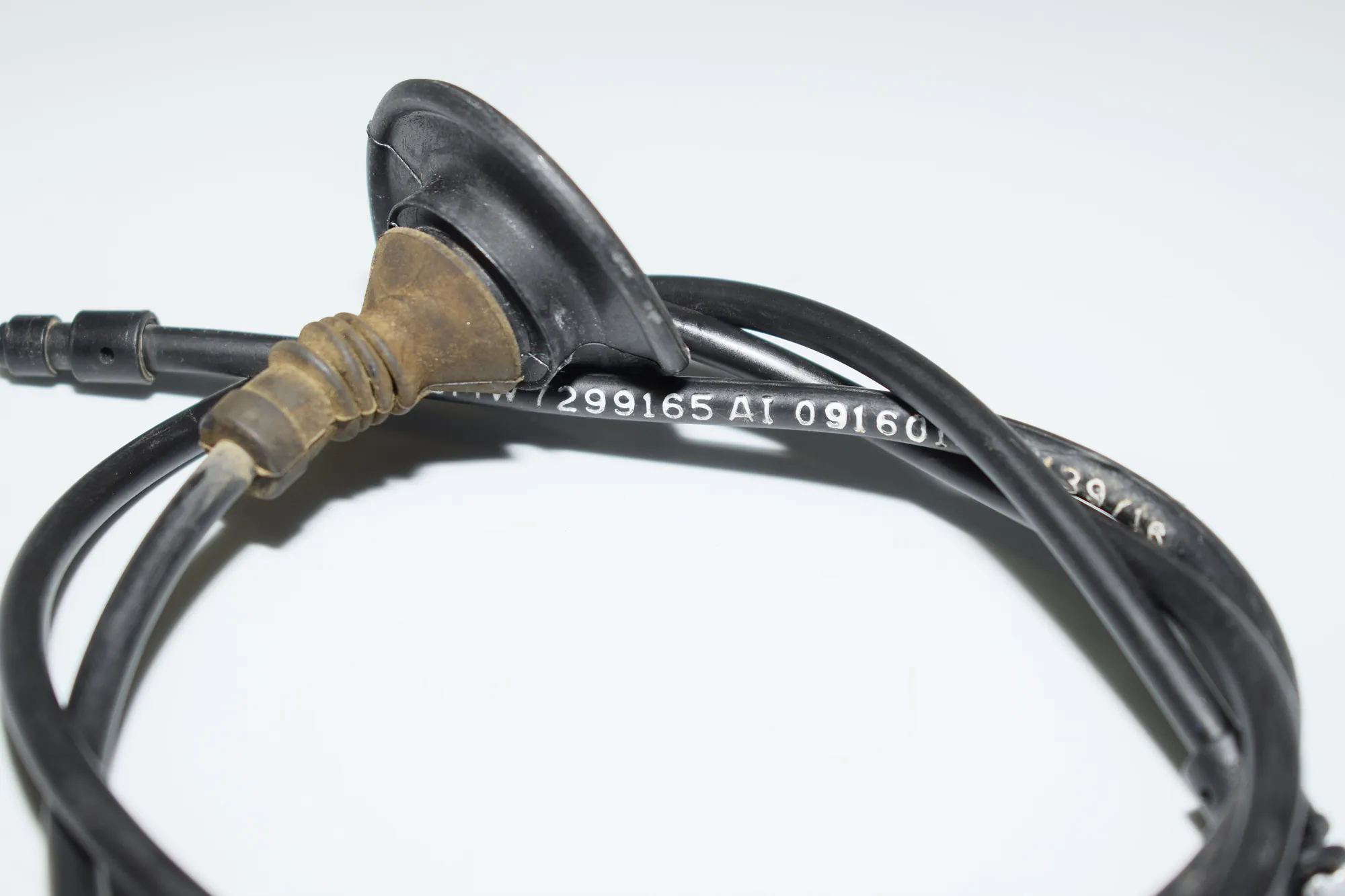 Bonnet Lock Cable – OEM 7299165 · BMW i3 (I01) Electric 2016 – 3
