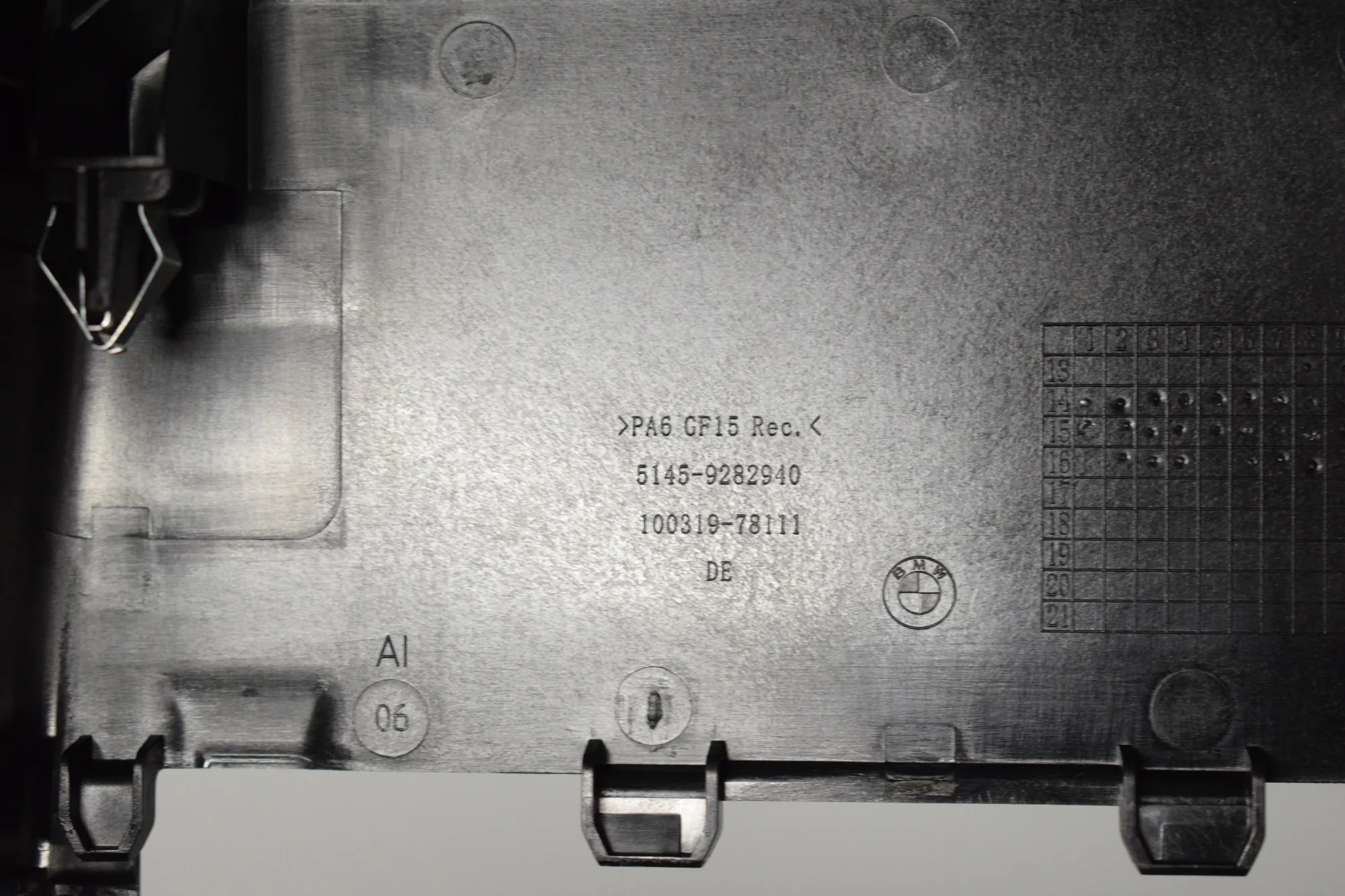 Other Interior Parts – OEM 9282940 · BMW i3 (I01) Electric 2016 – 4