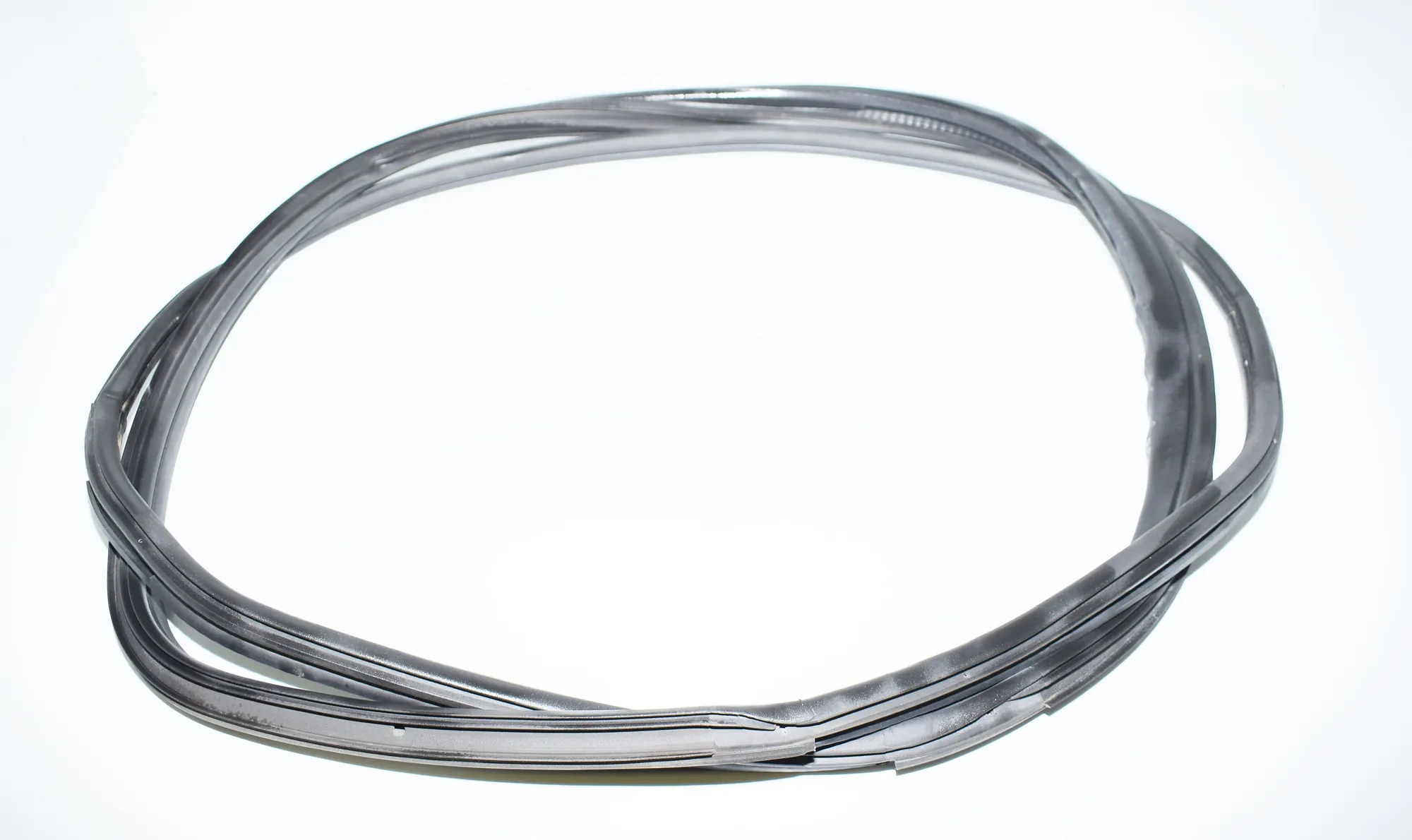 Front Right Door Seal Rubber – OEM 7301742 · BMW i3 (I01) Electric 2016