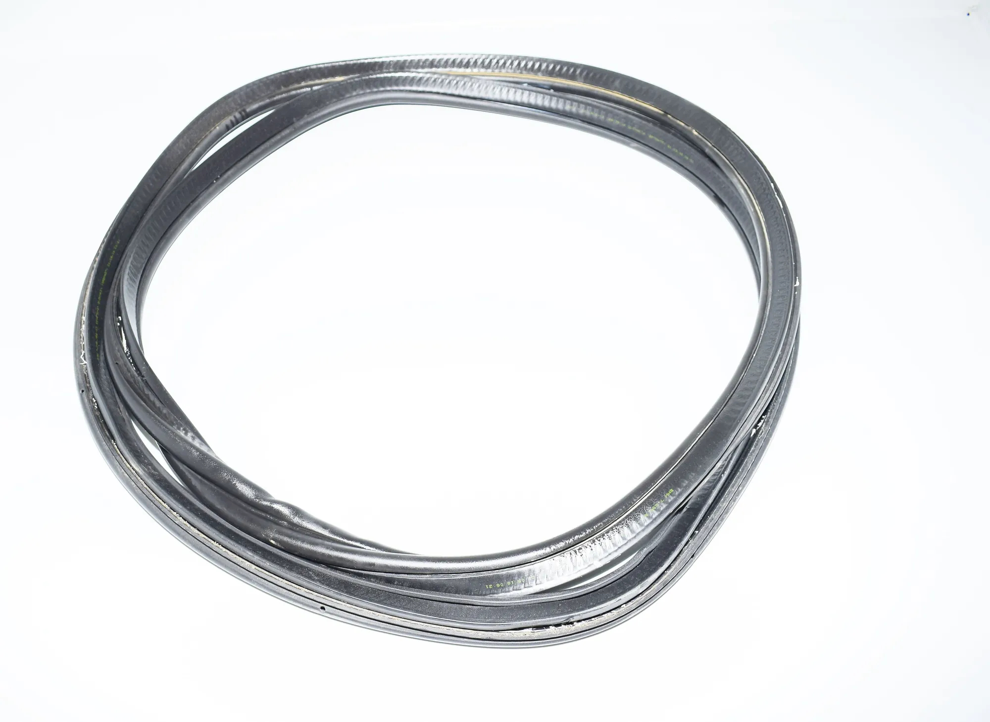 Rear Right Door Seal Rubber – OEM 7296906 · BMW i3 (I01) Electric 2016 – 2