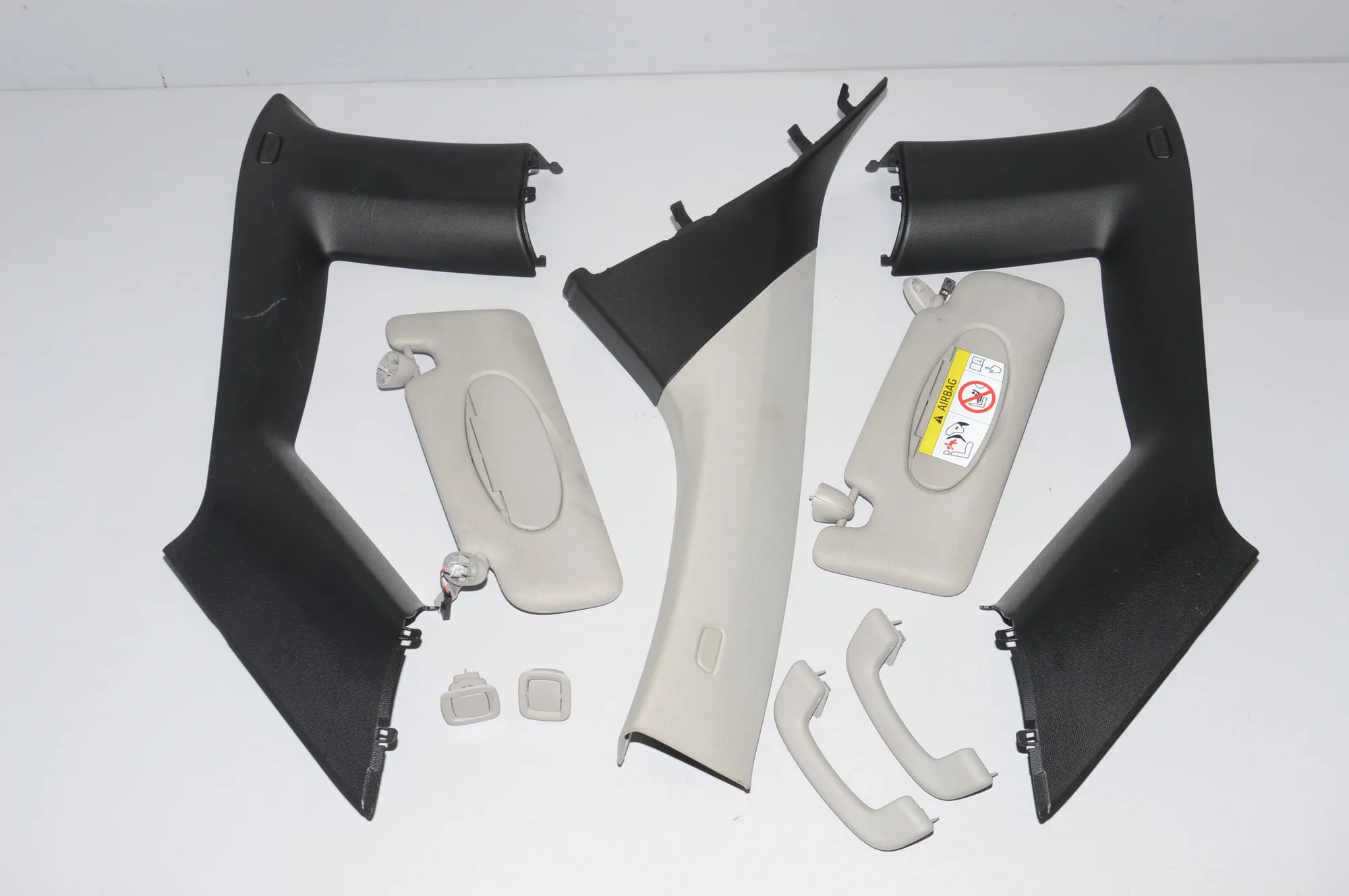 Interior Side Pillars Trim Kit – OEM 7275668 · BMW i3 (I01) Electric 2016