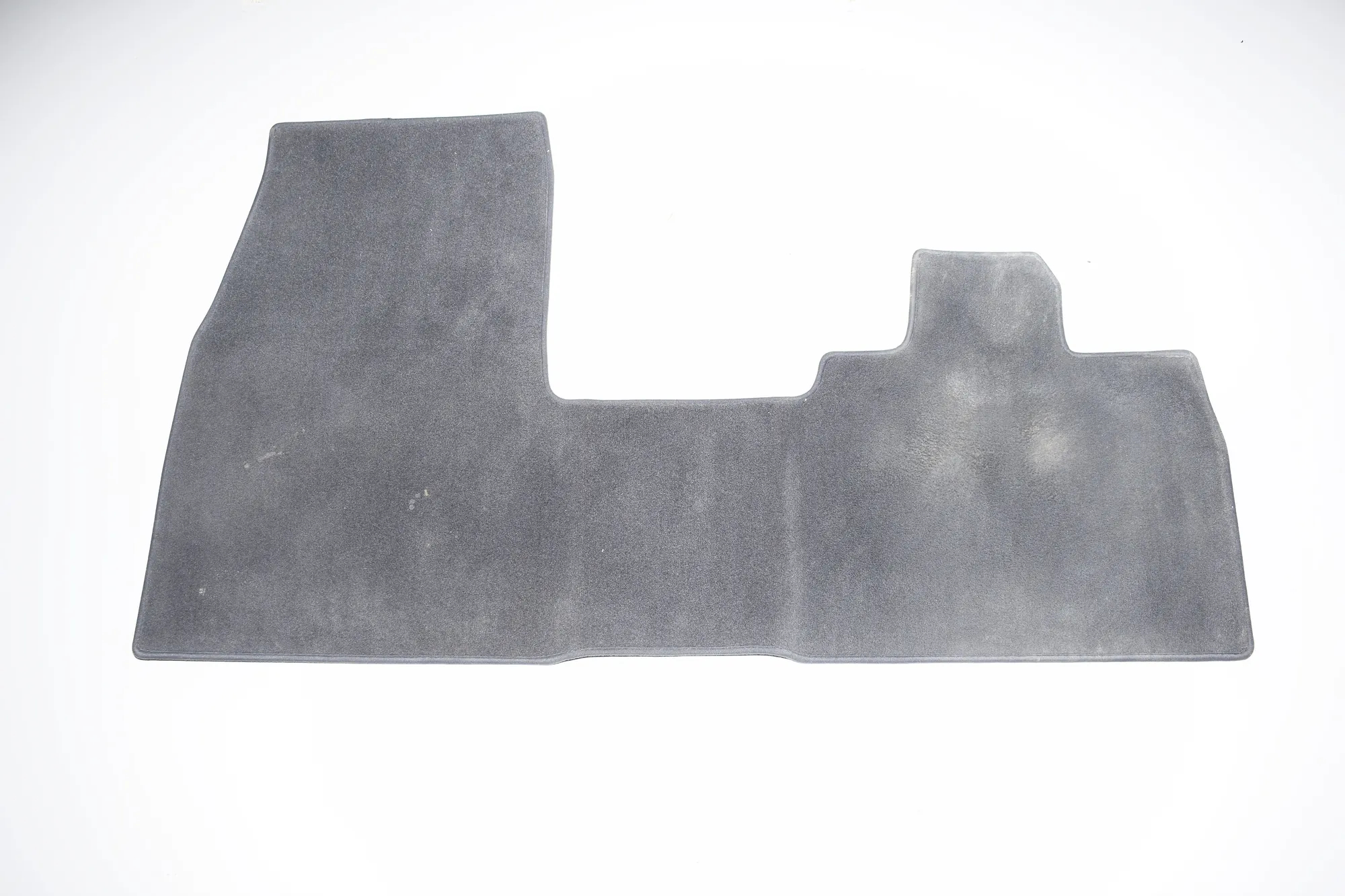 Floor Mat Set – OEM 000 · BMW i3 (I01) Electric 2016 – 4